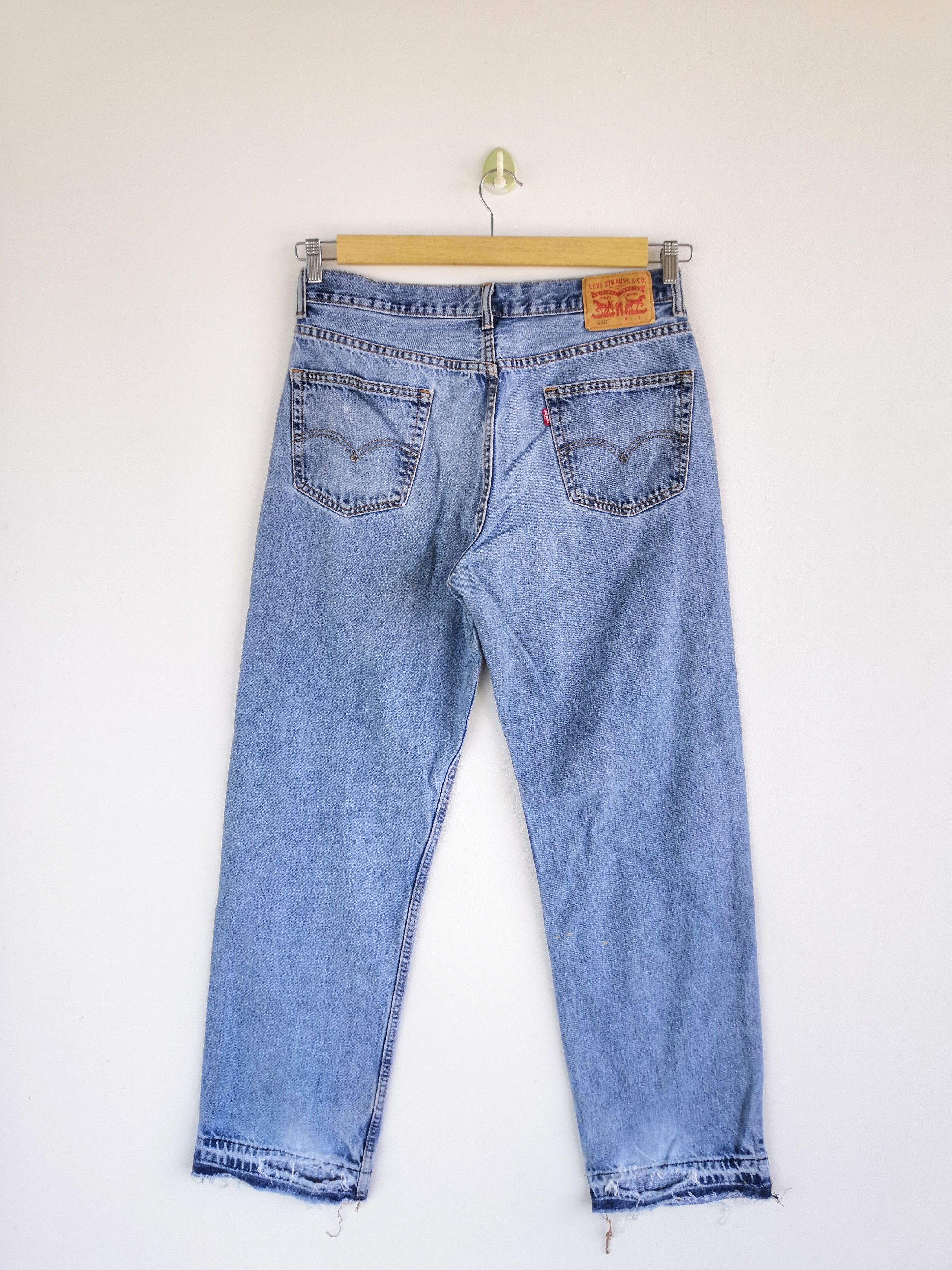 Levi's Vintage Levis Released Hem Jeans Levi's 550 Faded Denim Size US 34 / EU 50 - 2 Thumbnail