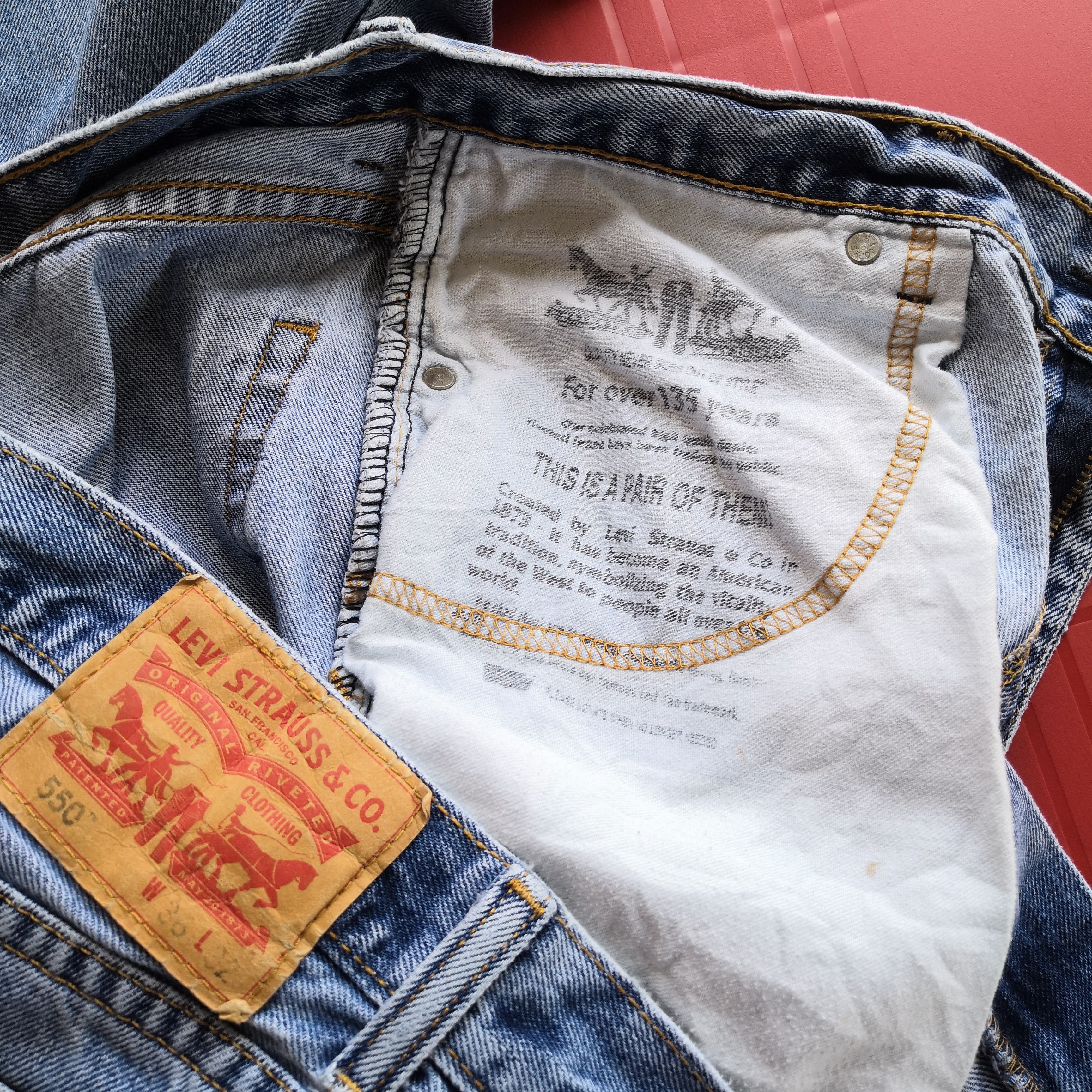 Levi's Vintage Levis Released Hem Jeans Levi's 550 Faded Denim Size US 34 / EU 50 - 11 Thumbnail