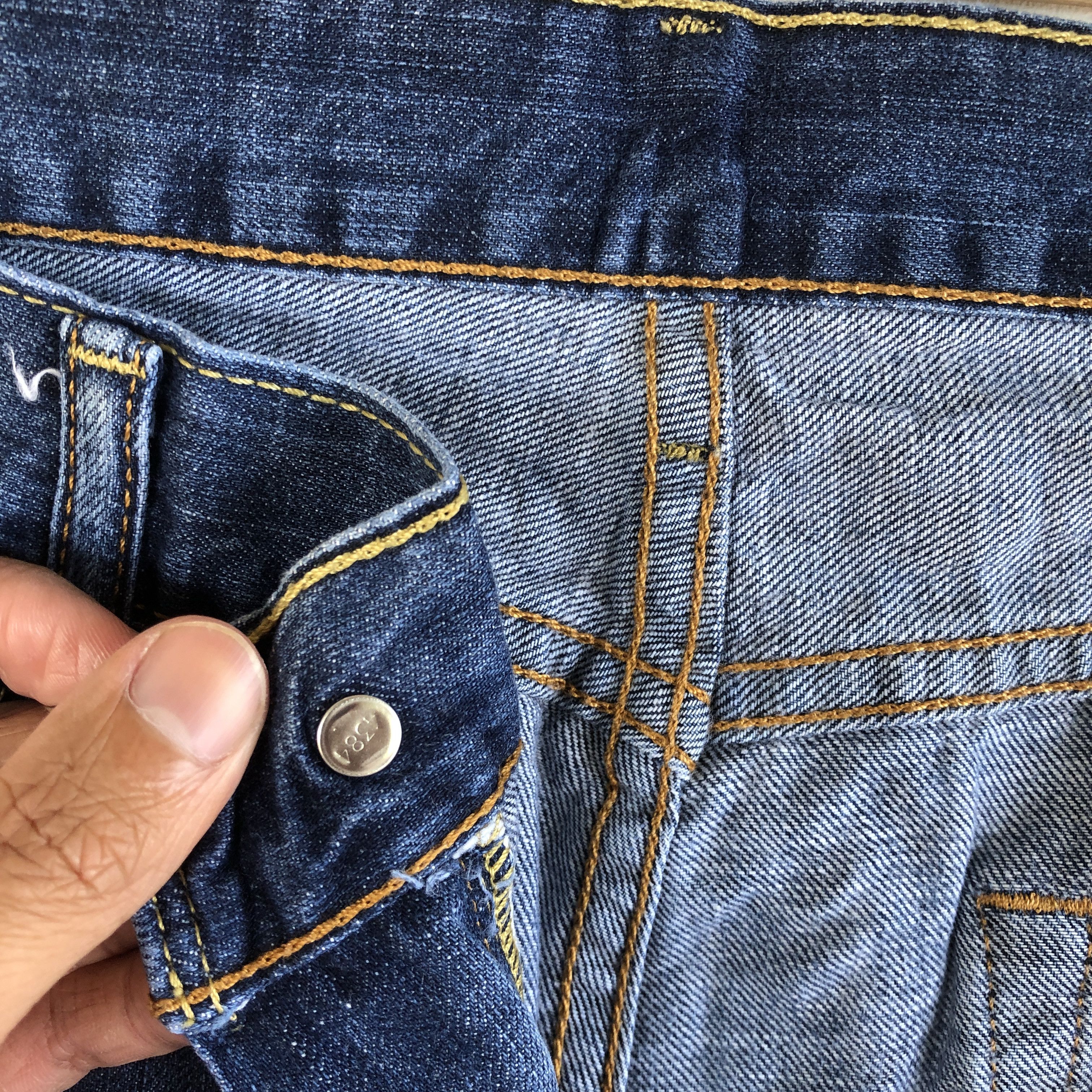 Levi's Vintage Y2K Levis 514 Jeans Faded Levis Light Wash Denim Size US 34 / EU 50 - 9 Thumbnail