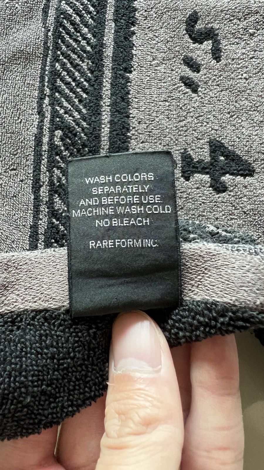Gallery1950 × Kaws × Original Fake OriginalFake/KAWS x G1950 Dollar Bill Towel Size ONE SIZE - 4 Thumbnail