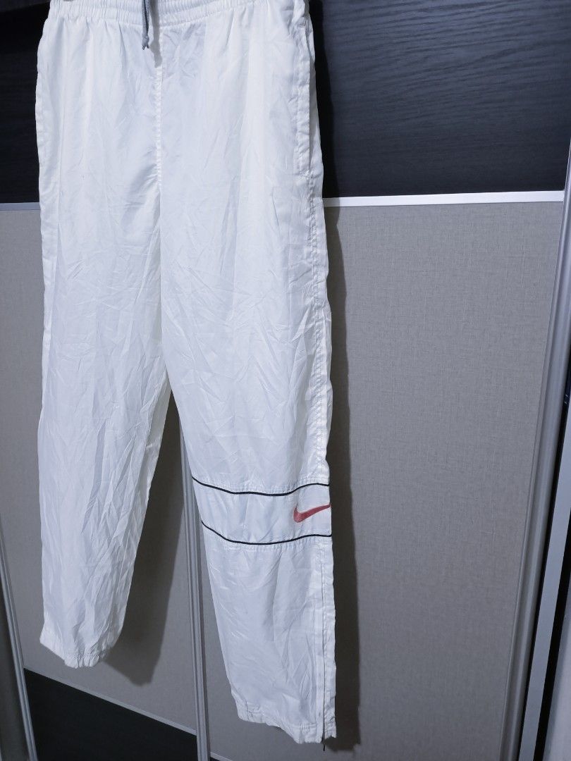 Nike × Vintage Crazy Vintage 90s nike nylon track pants Size US 32 / EU 48 - 2 Thumbnail