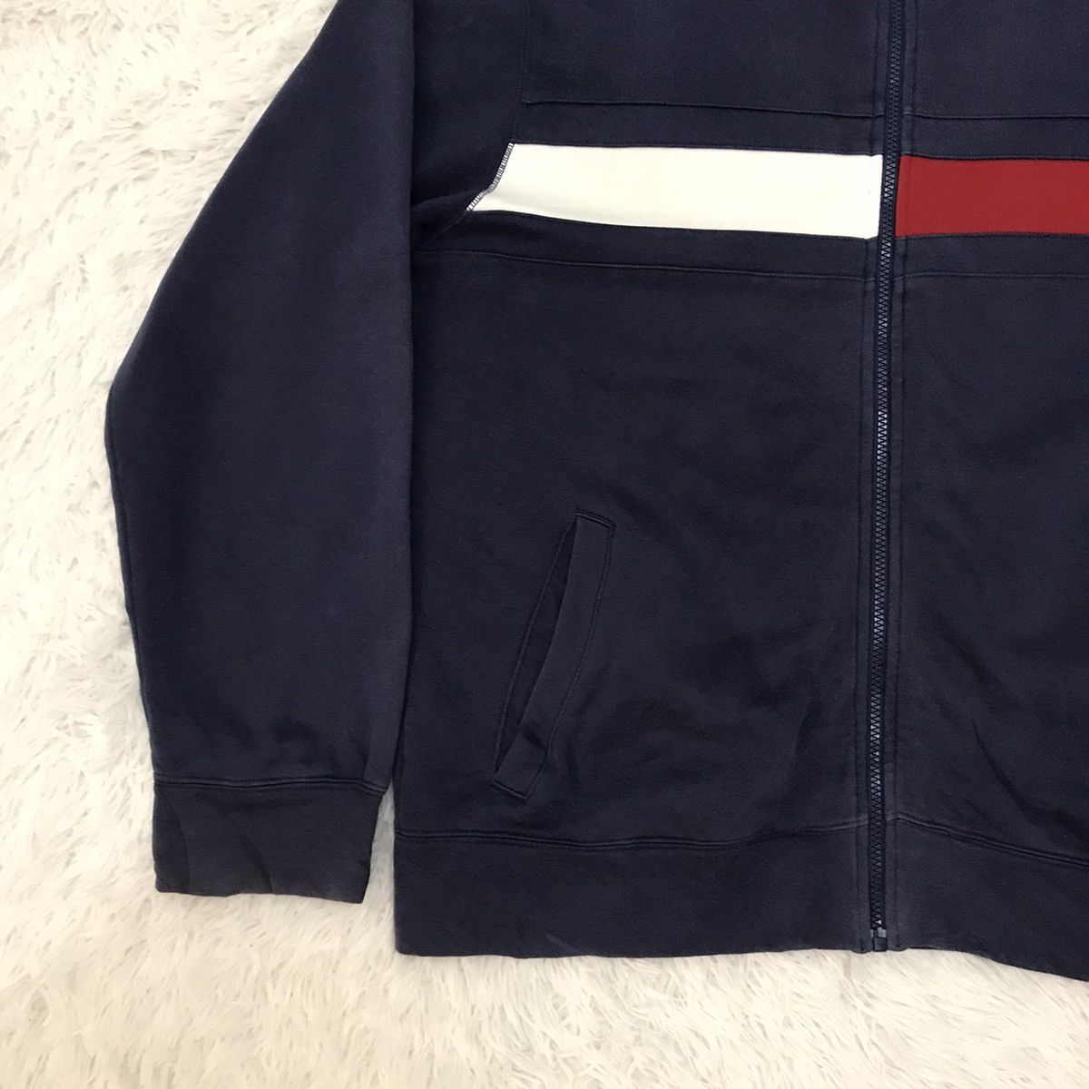 Tommy Hilfiger Tommy Hilfiger Sweater Jacket Size US L / EU 52-54 / 3 - 3 Thumbnail
