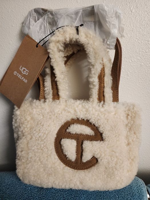 UGG TELFAR Small Reverse Shopper Natural - ショルダーバッグ