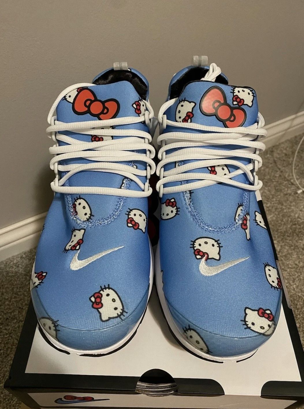 Nike Nike Air Presto Hello Kitty size 11 University Blue Size US 11 / EU 44 - 1 Thumbnail
