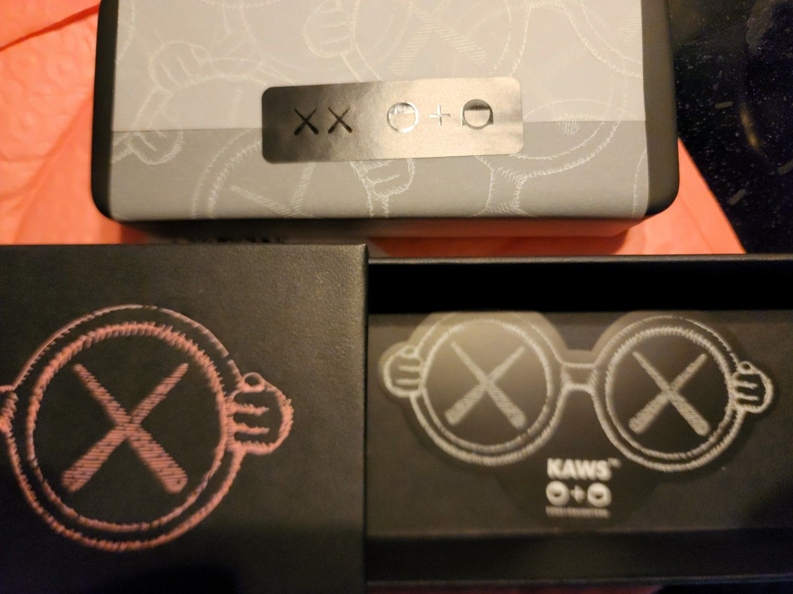 Kaws KAWS X SD SUNGLASSES - PINK Size ONE SIZE - 8 Thumbnail