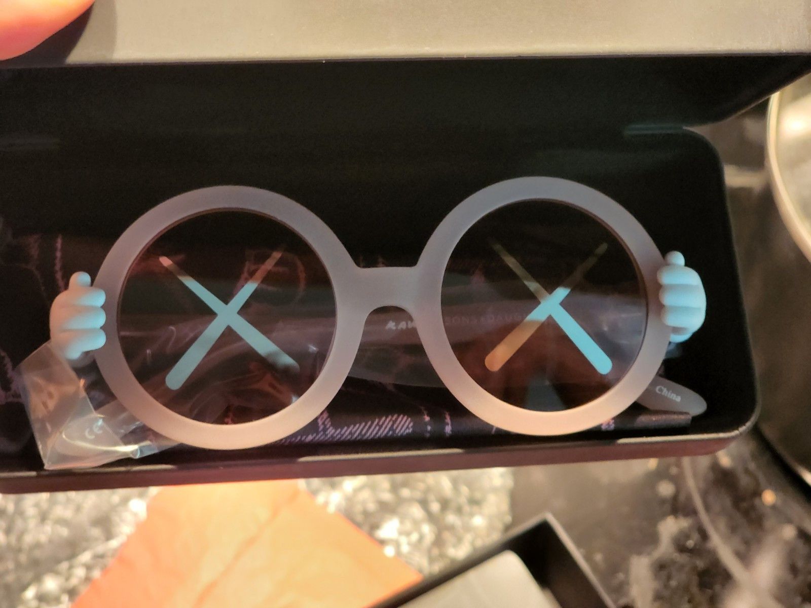 Kaws KAWS X SD SUNGLASSES - PINK Size ONE SIZE - 7 Thumbnail