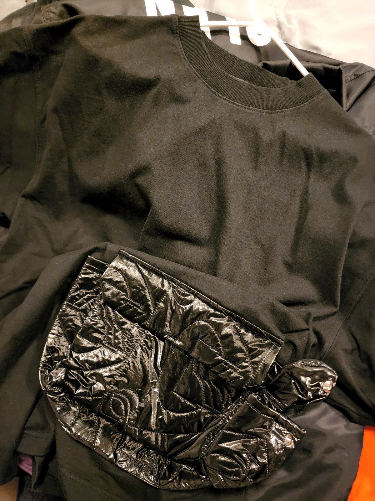 WE11DONE WE11DONE Black Oversized Cargo Pocket T-Shirt Size US L / EU 52-54 / 3 - 6 Thumbnail