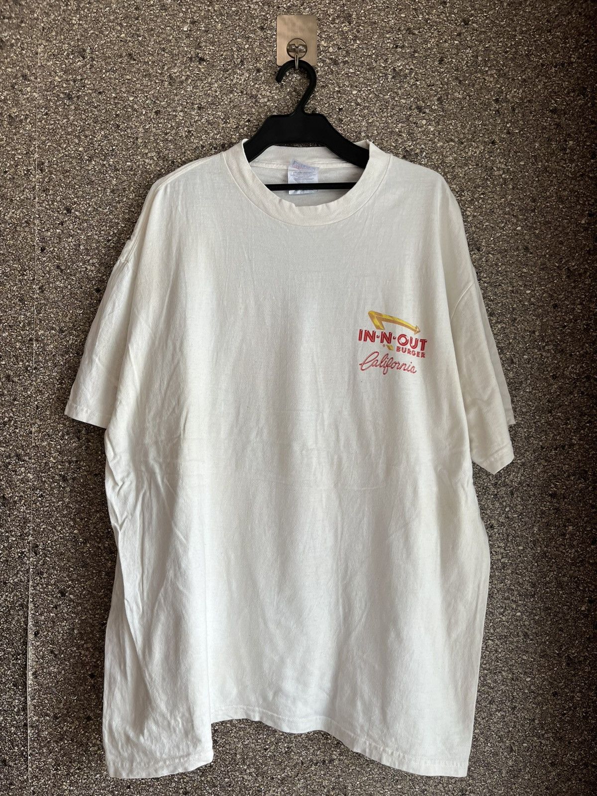 Vintage Inn out burger ft84 Size US XL / EU 56 / 4 - 1 Thumbnail