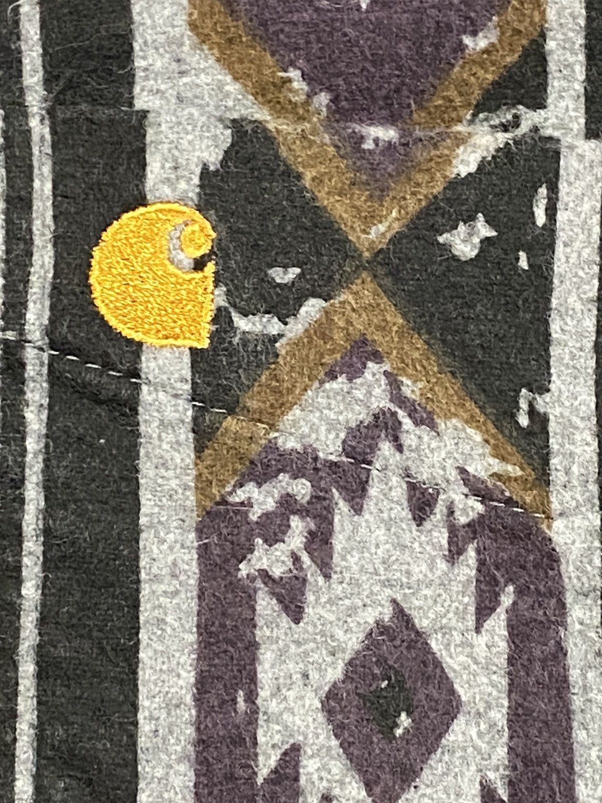 Carhartt Vintage 1994 Carhartt Southwestern Aztec Button Up Shirt Size US L / EU 52-54 / 3 - 2 Thumbnail