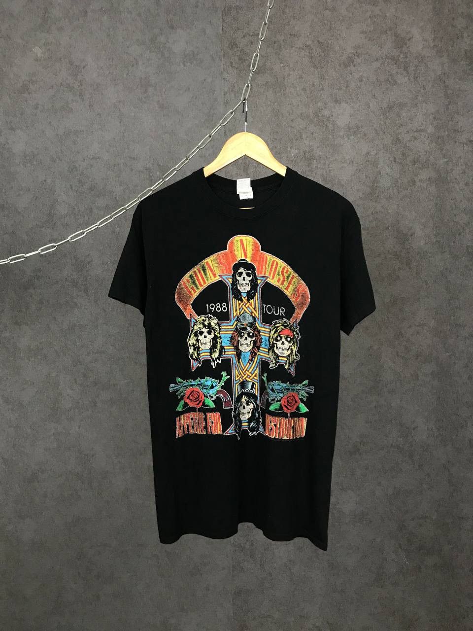 Band Tees × Guns N' Roses Guns N Roses cult rock band overprinted tour tee Size US M / EU 48-50 / 2 - 1 Thumbnail