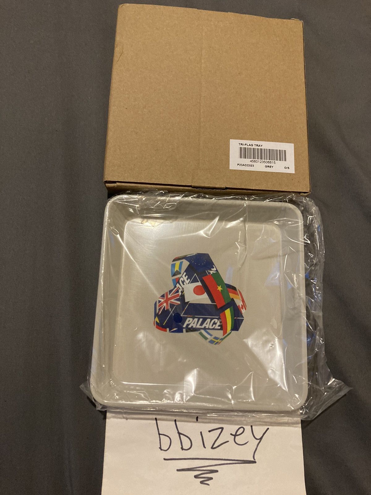Palace Skateboards Tri-Ferg Tray Grey
