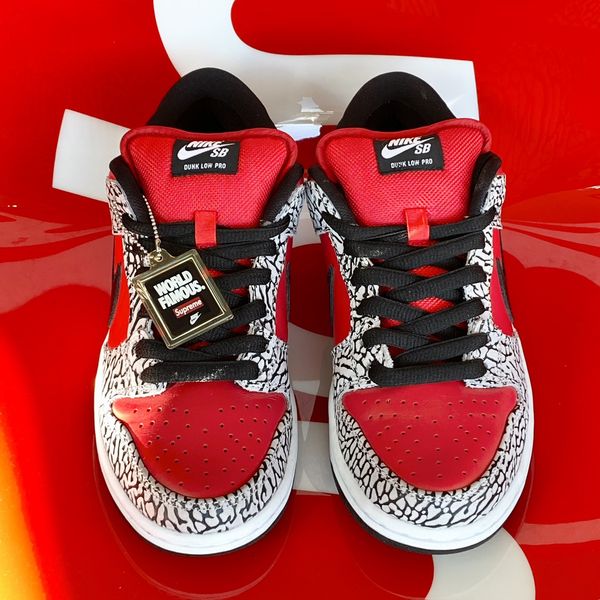 2008 Nike SB Dunk Low Premium Supreme New York Red Elephant Print size 9