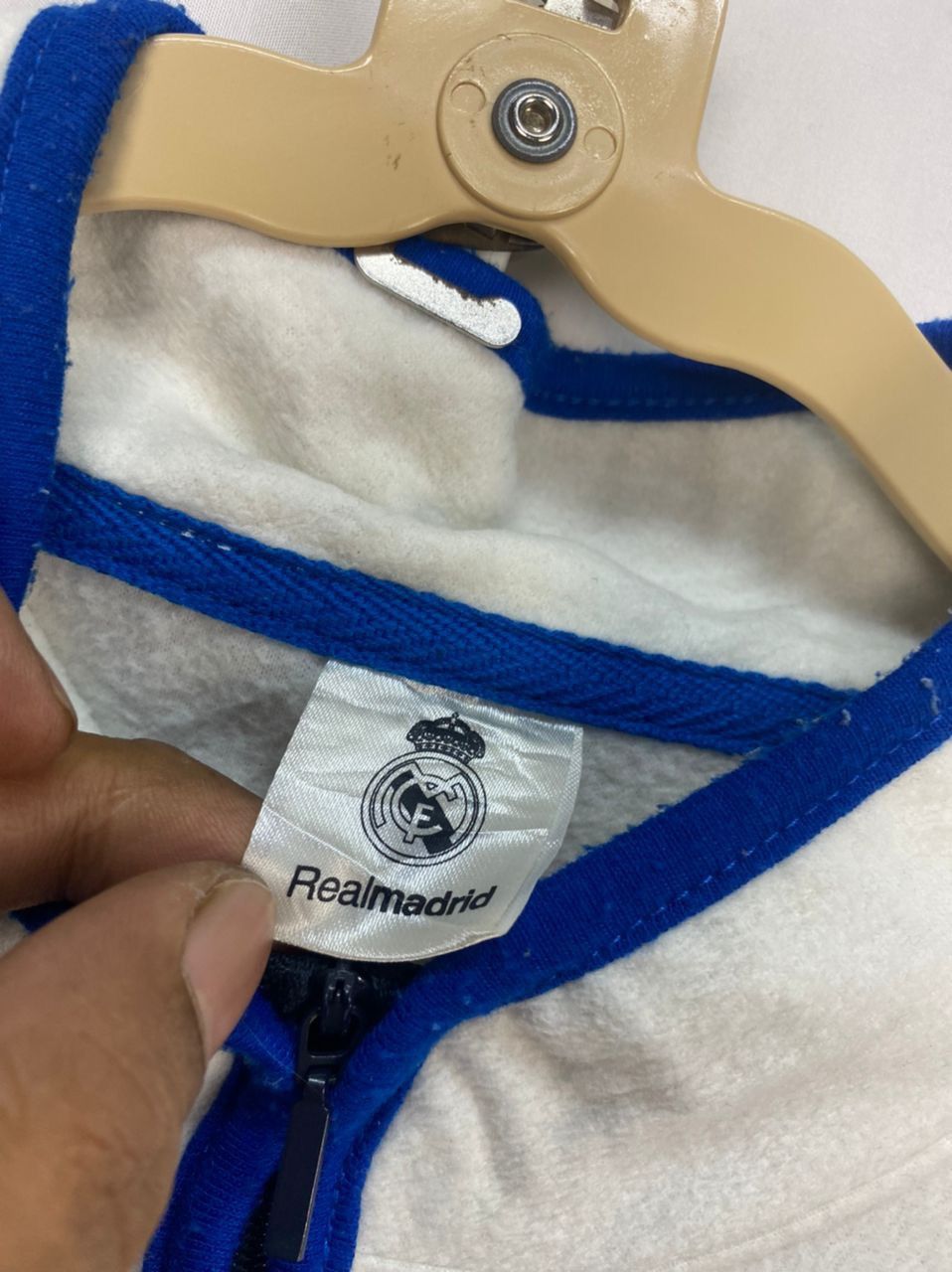 Other Real Madrid fleece half zipper long sleeve shirt Size US L / EU 52-54 / 3 - 3 Thumbnail