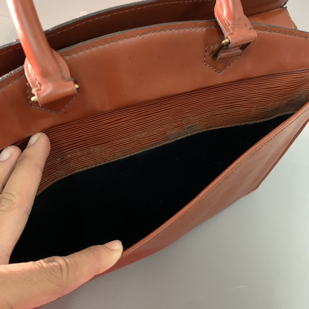 Louis Vuitton Louis Vuitton Epi Leather Riviera Bag Size ONE SIZE - 14 Thumbnail
