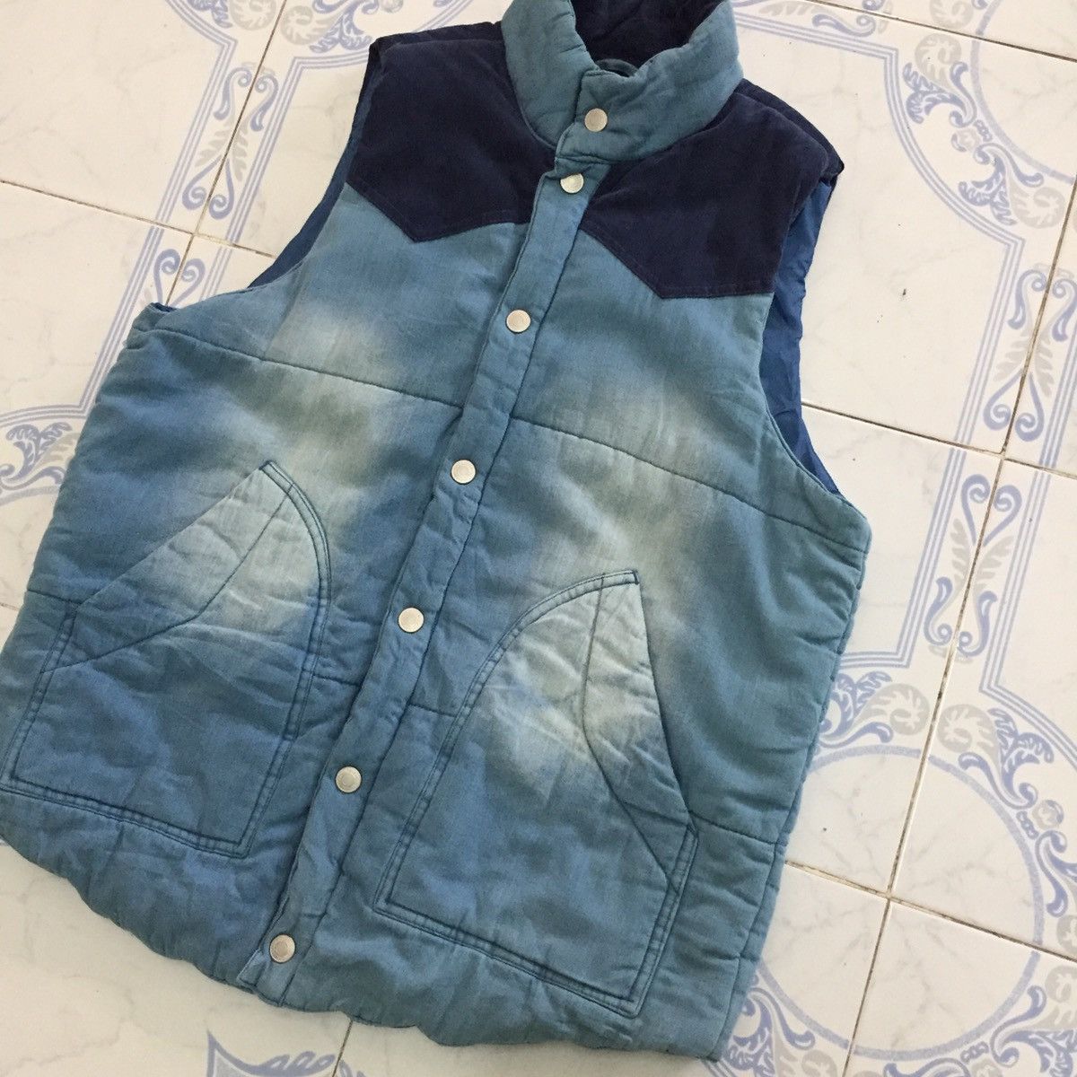 Japanese Brand Nylaus Thin Puffer Sleeveless Vest Jacket Like Denim Jeans Size US L / EU 52-54 / 3 - 4 Thumbnail