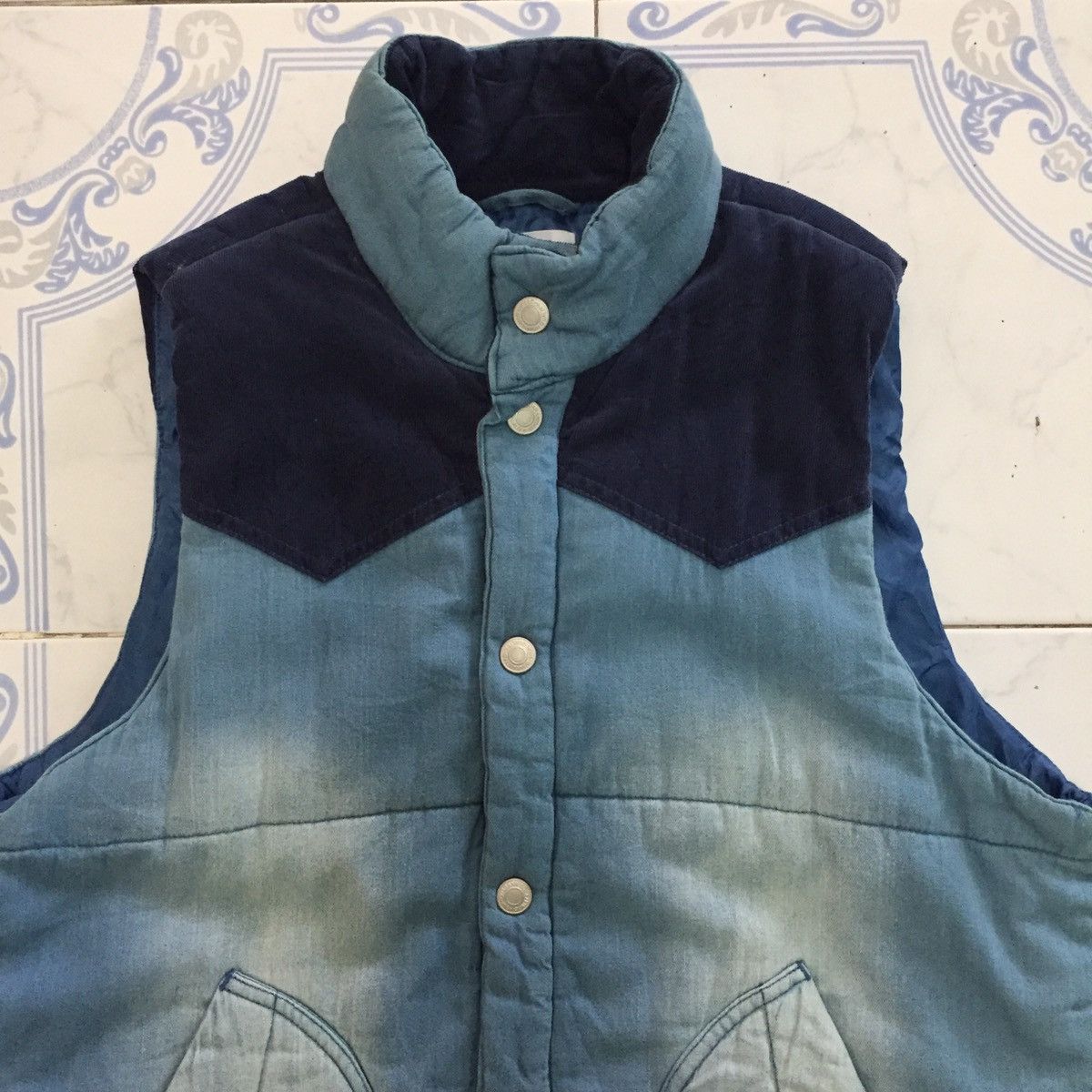 Japanese Brand Nylaus Thin Puffer Sleeveless Vest Jacket Like Denim Jeans Size US L / EU 52-54 / 3 - 3 Thumbnail