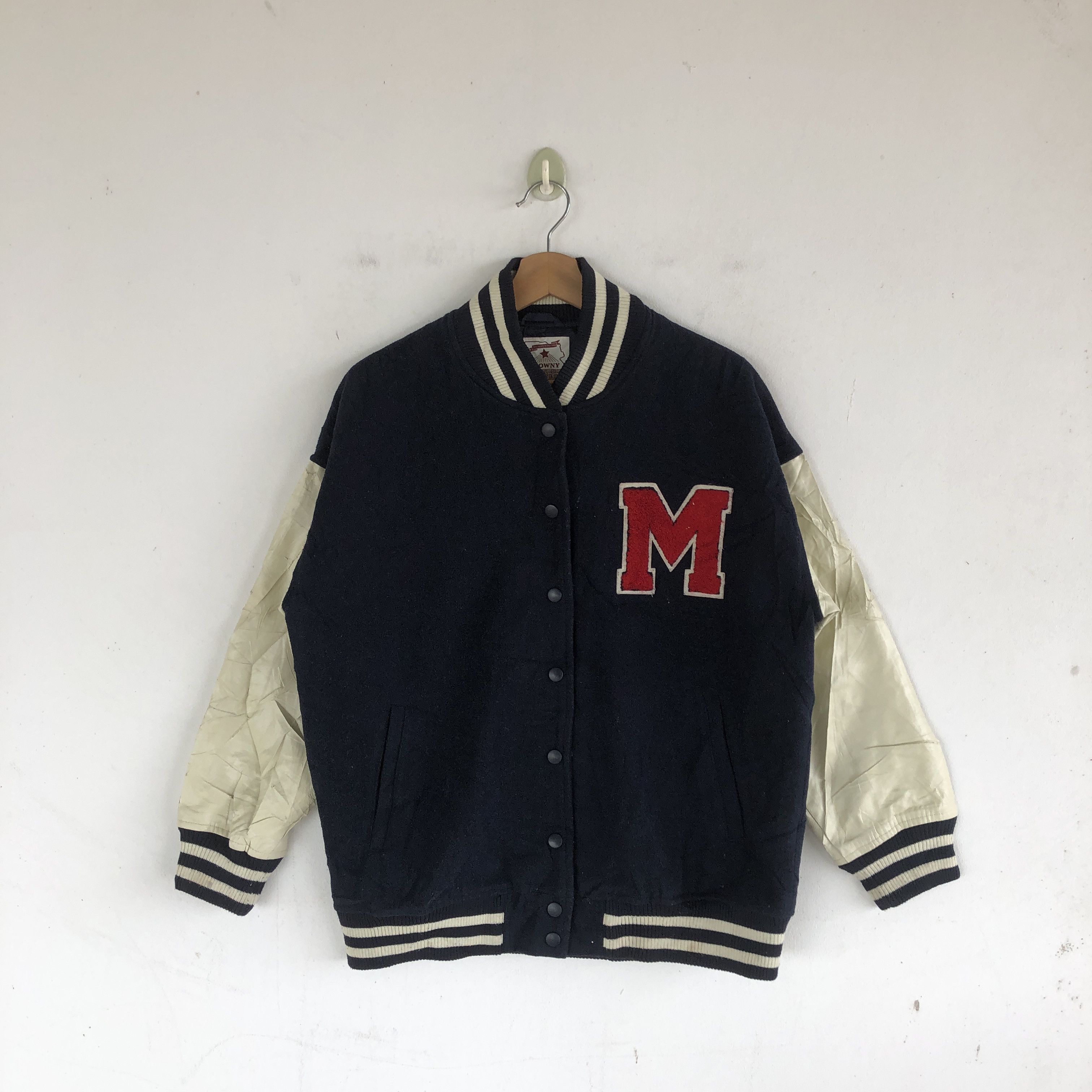 Japanese Brand × Vintage Japanese Varsity Jackets Japanese M Letterman Wool Jacket Size US M / EU 48-50 / 2 - 1 Thumbnail