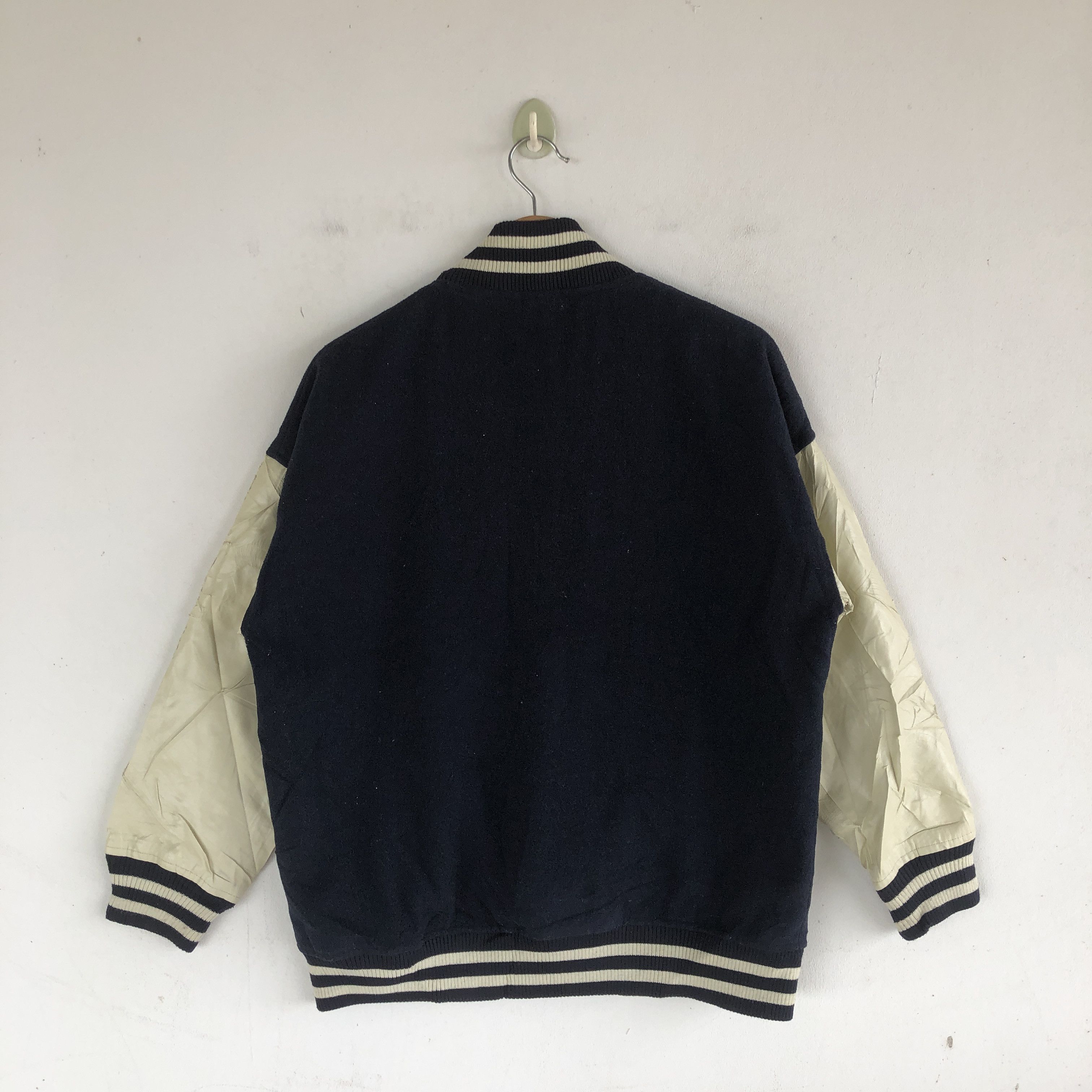 Japanese Brand × Vintage Japanese Varsity Jackets Japanese M Letterman Wool Jacket Size US M / EU 48-50 / 2 - 2 Thumbnail