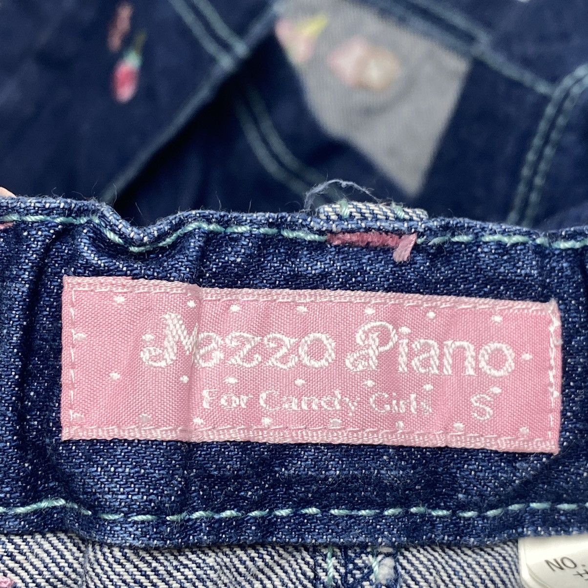 Japanese Brand 2000s Mezzo Piano - Embroidery Mascots Mini Skirt Size 25" / US 0 / IT 36 - 12 Thumbnail