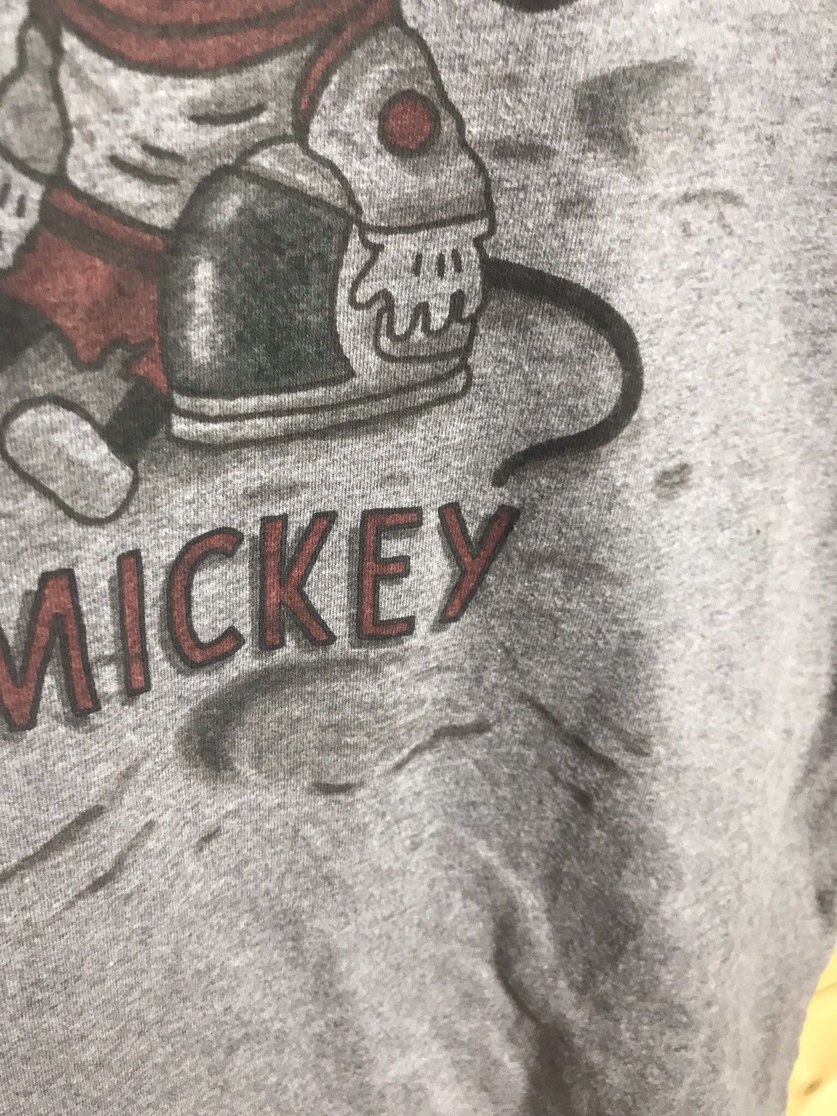 Uniqlo Uniqlo X Disney X Jeffrey Brown Mickey Mouse t-shirt Size US S / EU 44-46 / 1 - 4 Thumbnail