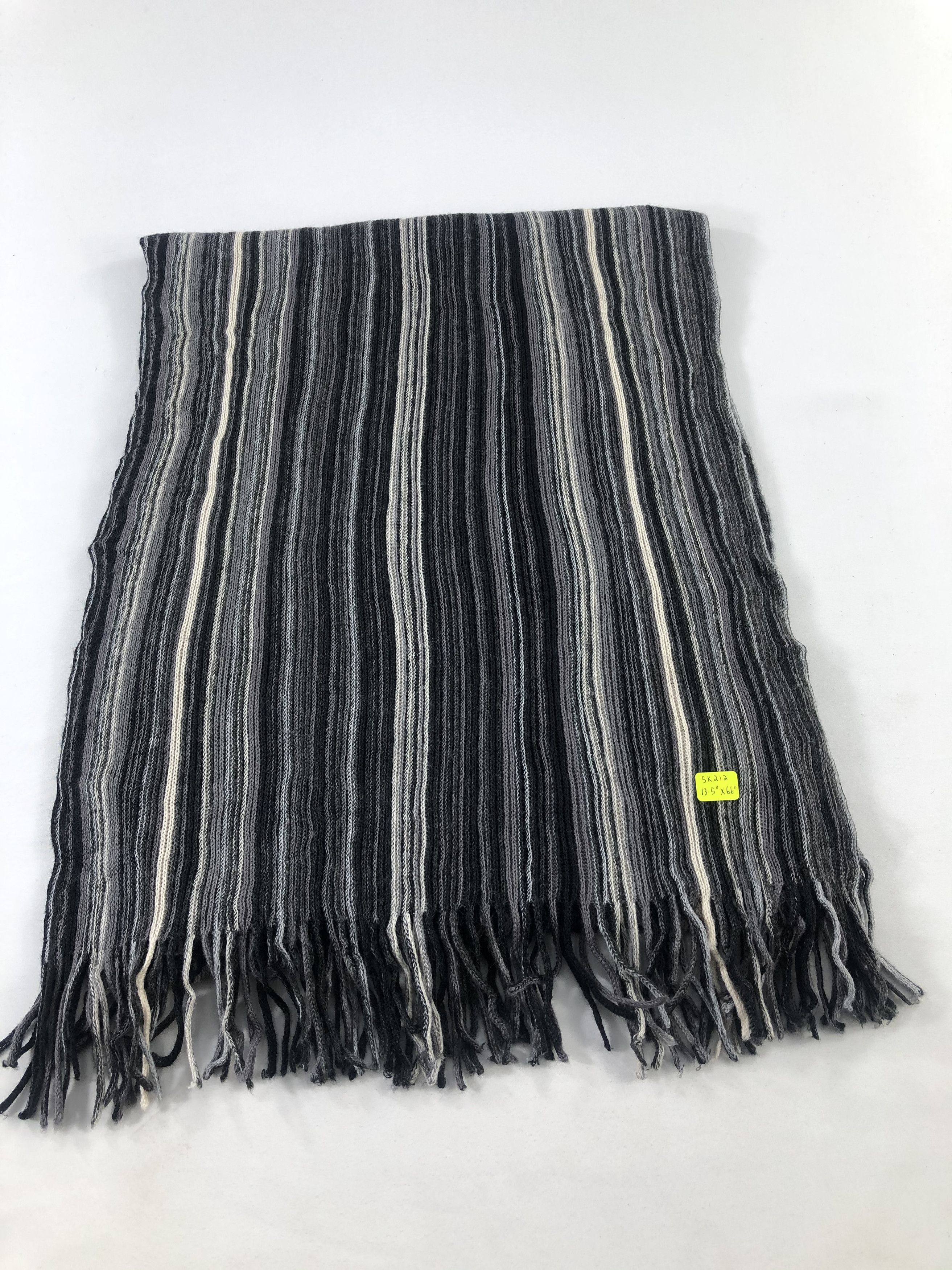 Guess Guess Scarf / Muffler / Neckwear Size ONE SIZE - 5 Thumbnail
