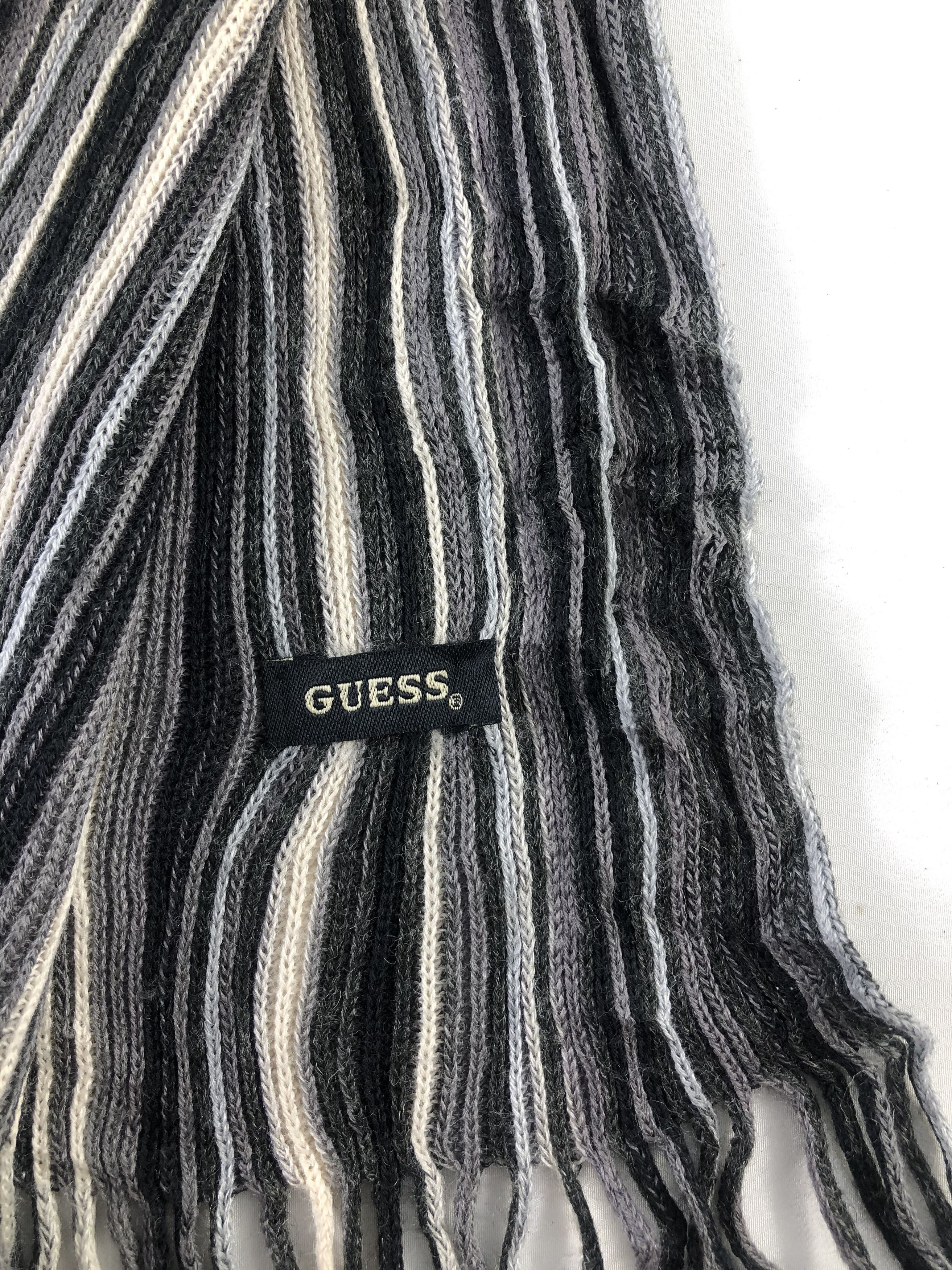 Guess Guess Scarf / Muffler / Neckwear Size ONE SIZE - 4 Thumbnail
