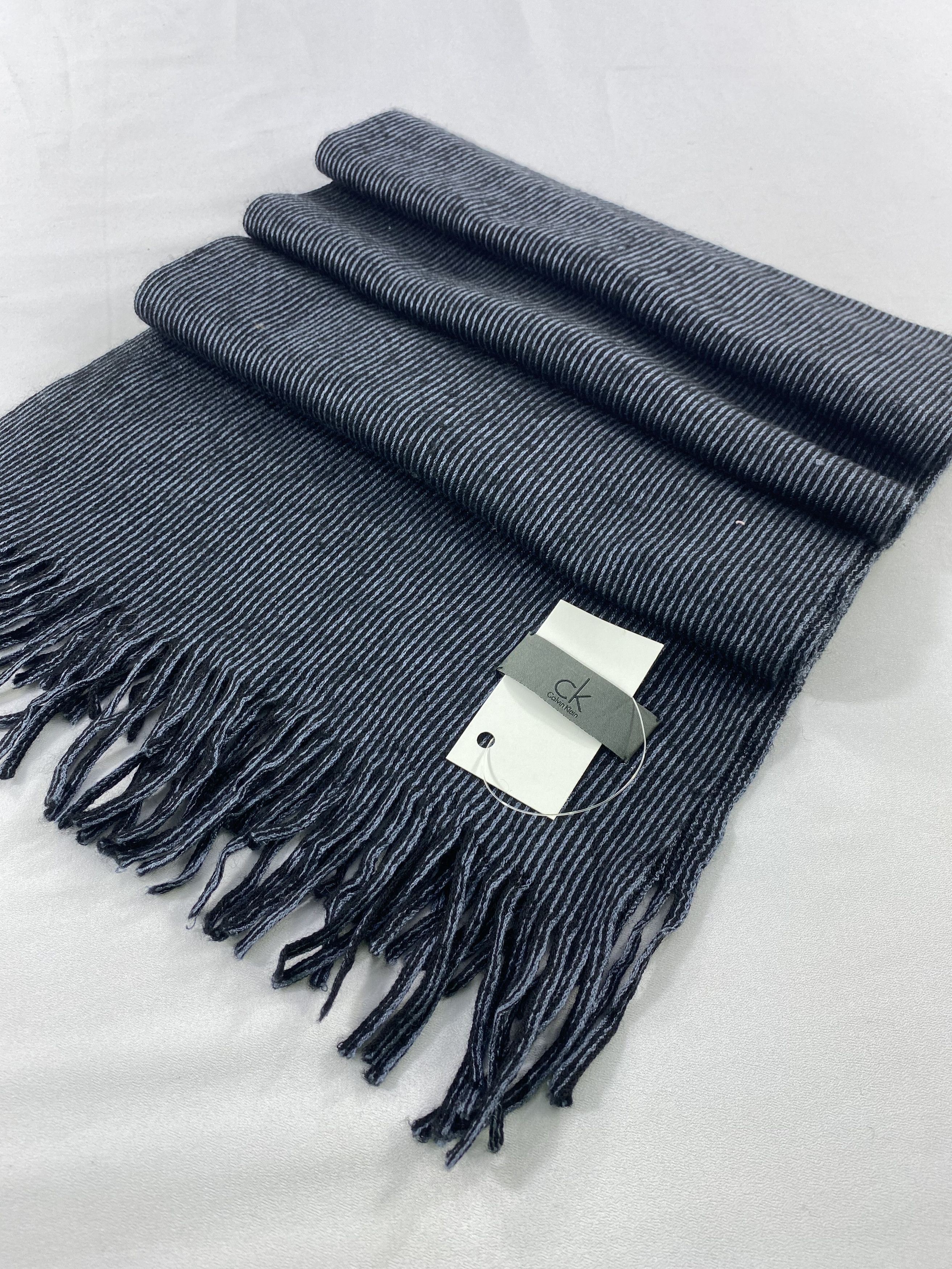 Calvin Klein Calvin Klein Scarf / Muffler / Neckwear Size ONE SIZE - 5 Thumbnail