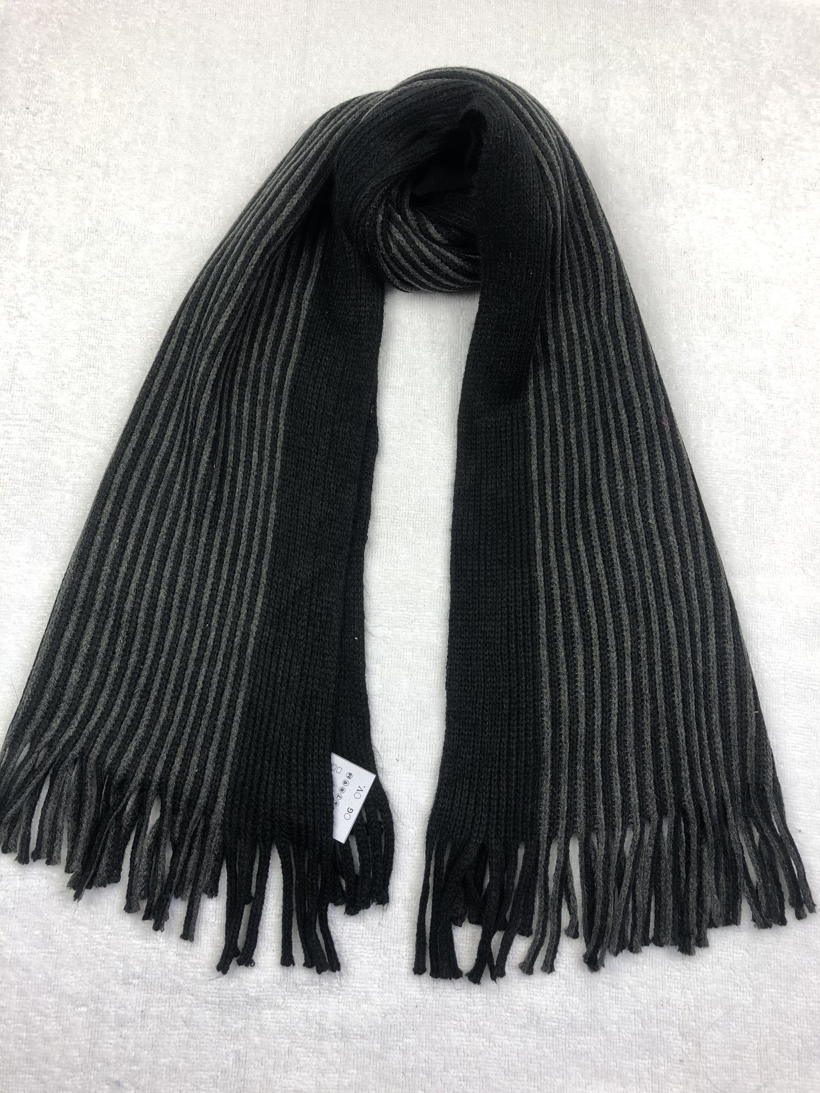 Calvin Klein Calvin Klein Scarf / Muffler / Neckwear Size ONE SIZE - 1 Thumbnail