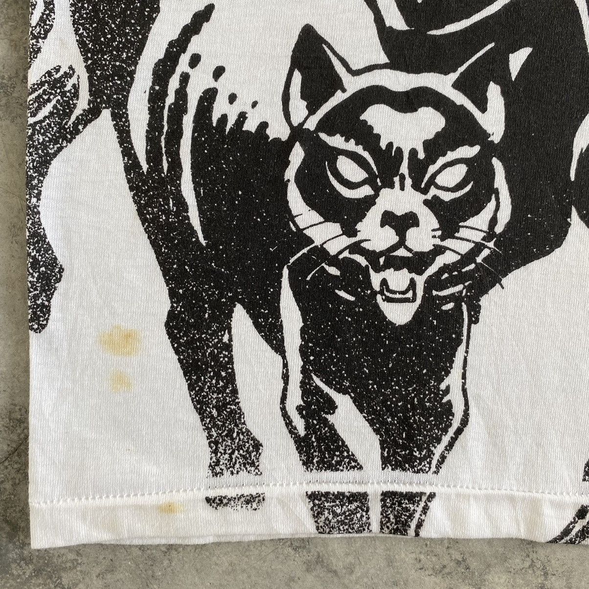 DC Comics Vintage 90’s Catwoman All Over Print T-Shirt Size US L / EU 52-54 / 3 - 10 Thumbnail