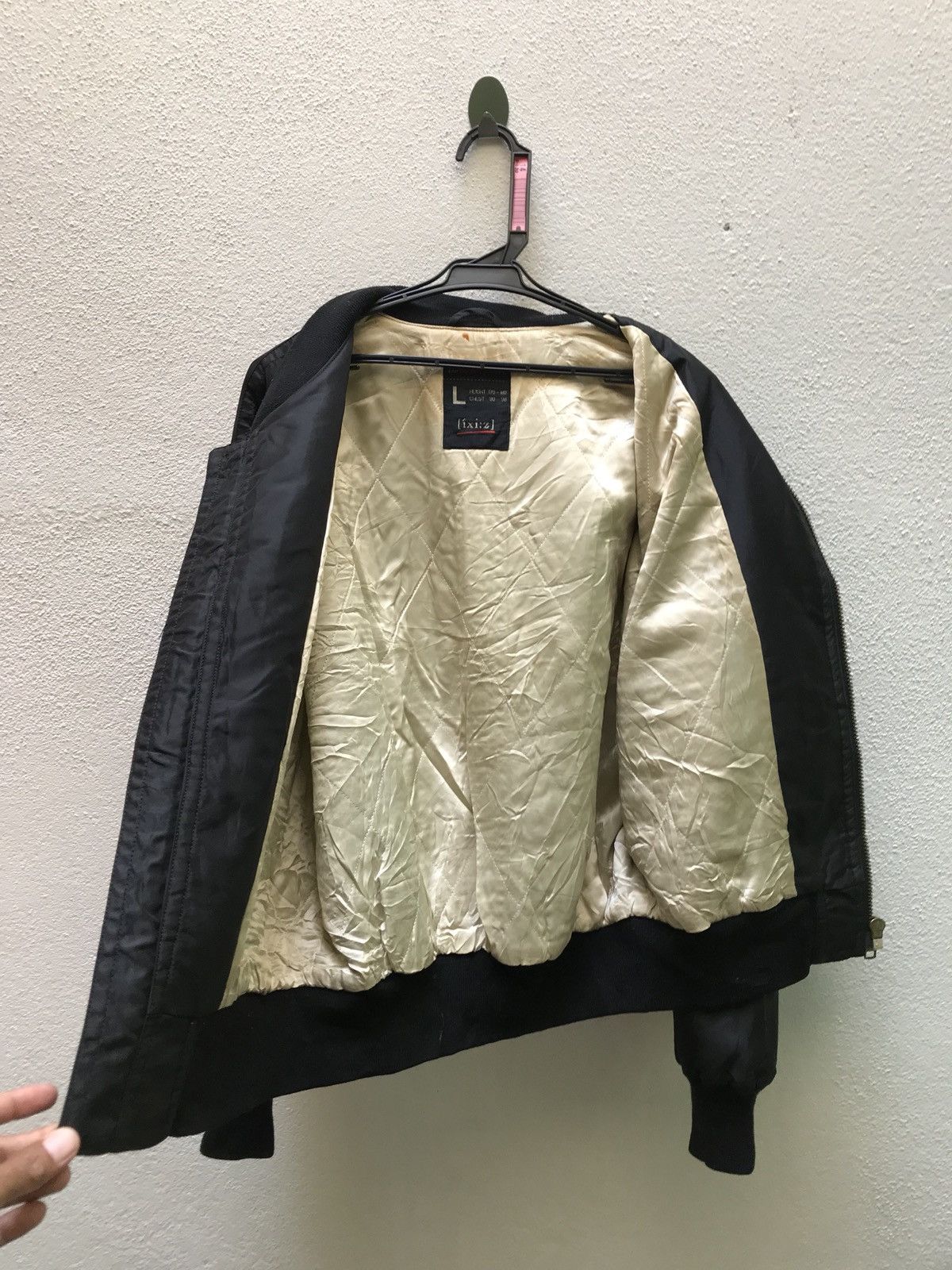 Designer × Japanese Brand 🔥💢 [ ixi : Z ] Emergercy Pocket Japanese Bomber Brand Size US L / EU 52-54 / 3 - 6 Thumbnail