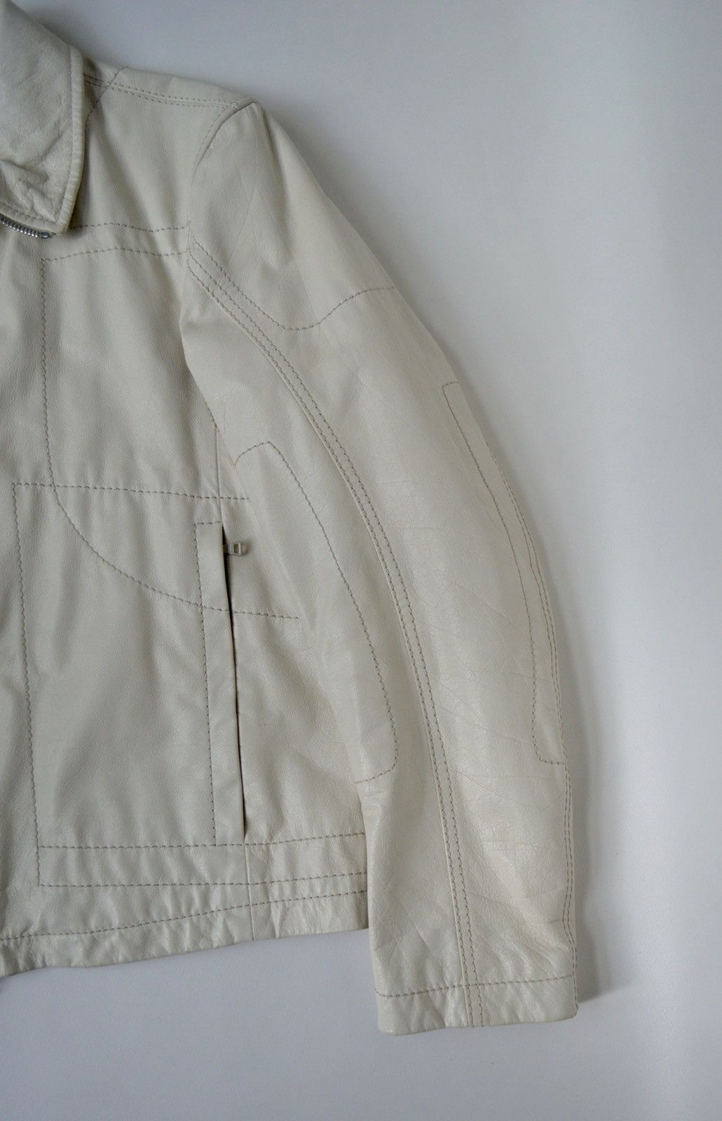 Prada White Leather Motorcycle Jacket Size US M / EU 48-50 / 2 - 7 Thumbnail