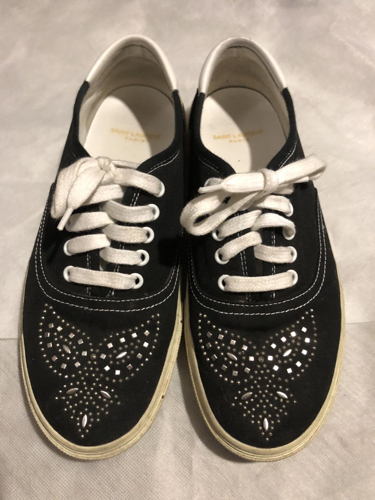 Saint Laurent Paris Saint Laurent ysl hedi low top stud skate sneakers Size US 9 / EU 42 - 4 Thumbnail