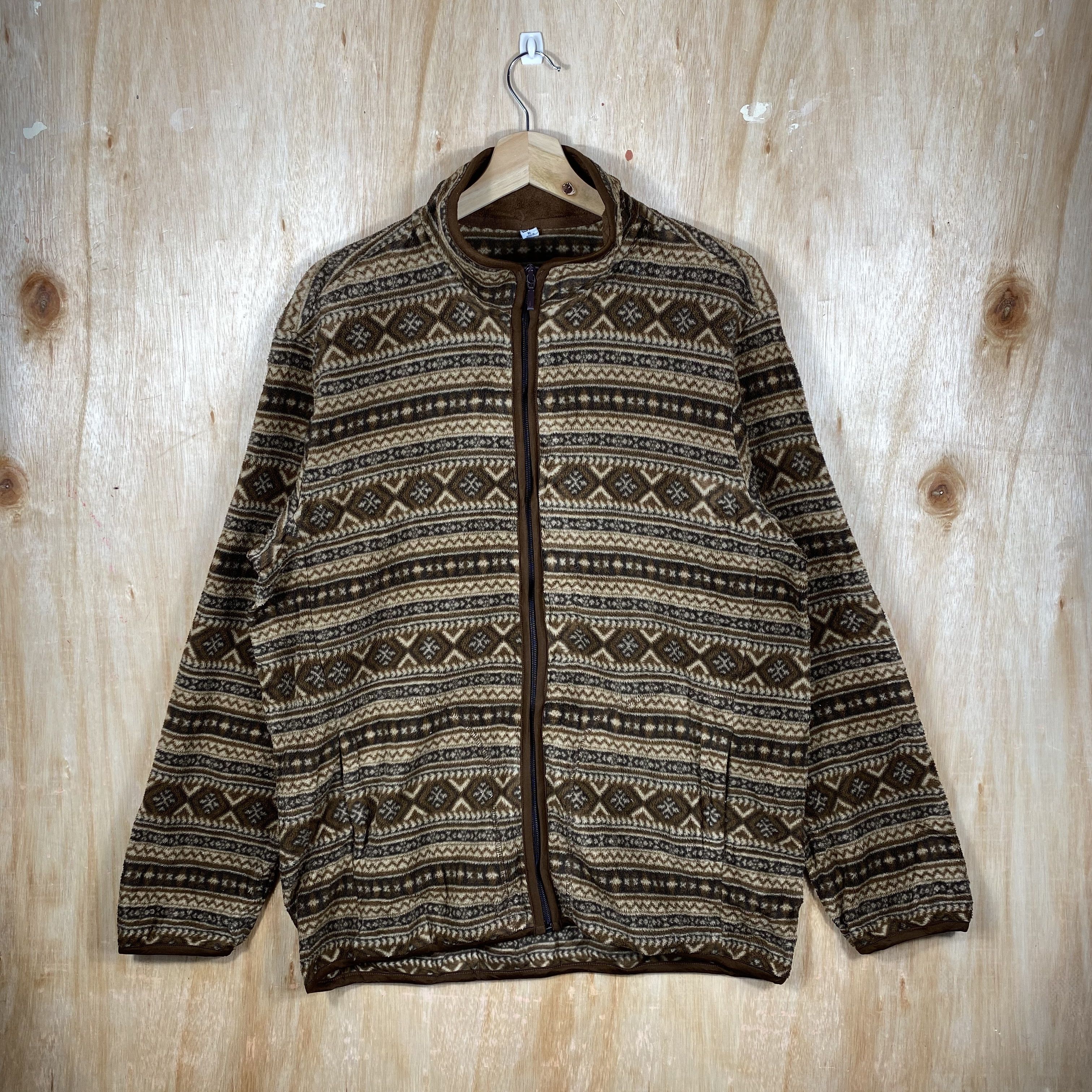 Japanese Brand Japanese Brand Uniqlo Fleece Jacket Sweaters Size US XL / EU 56 / 4 - 1 Thumbnail