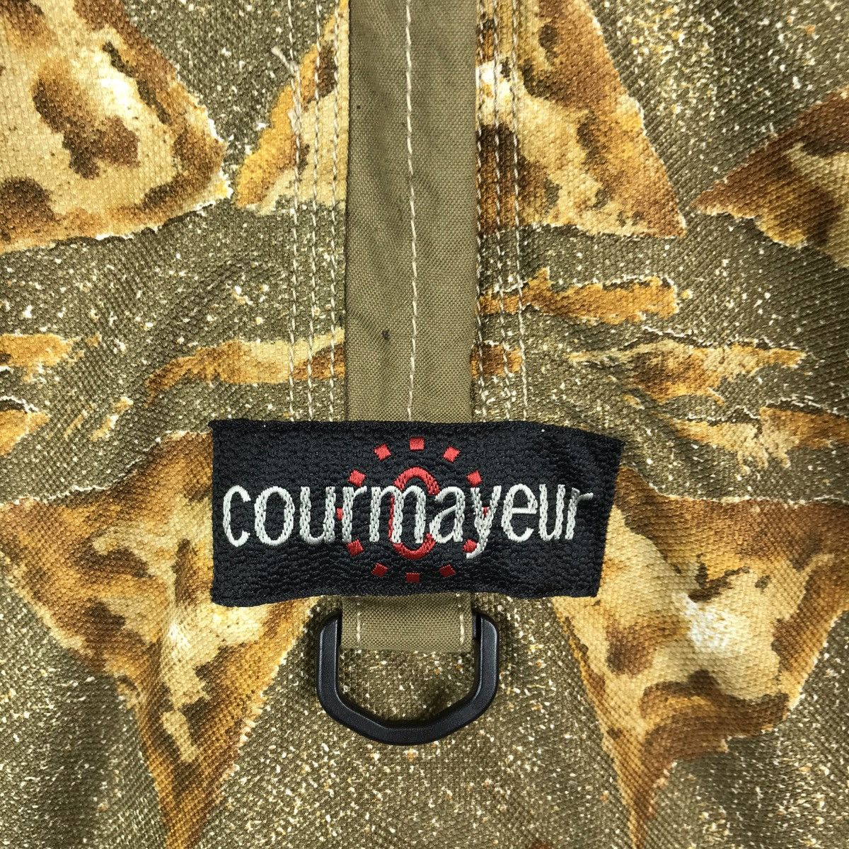 Japanese Brand COURMAYEUR Cross Culture Wear Snake Stone Skin Jacket Size US L / EU 52-54 / 3 - 2 Thumbnail