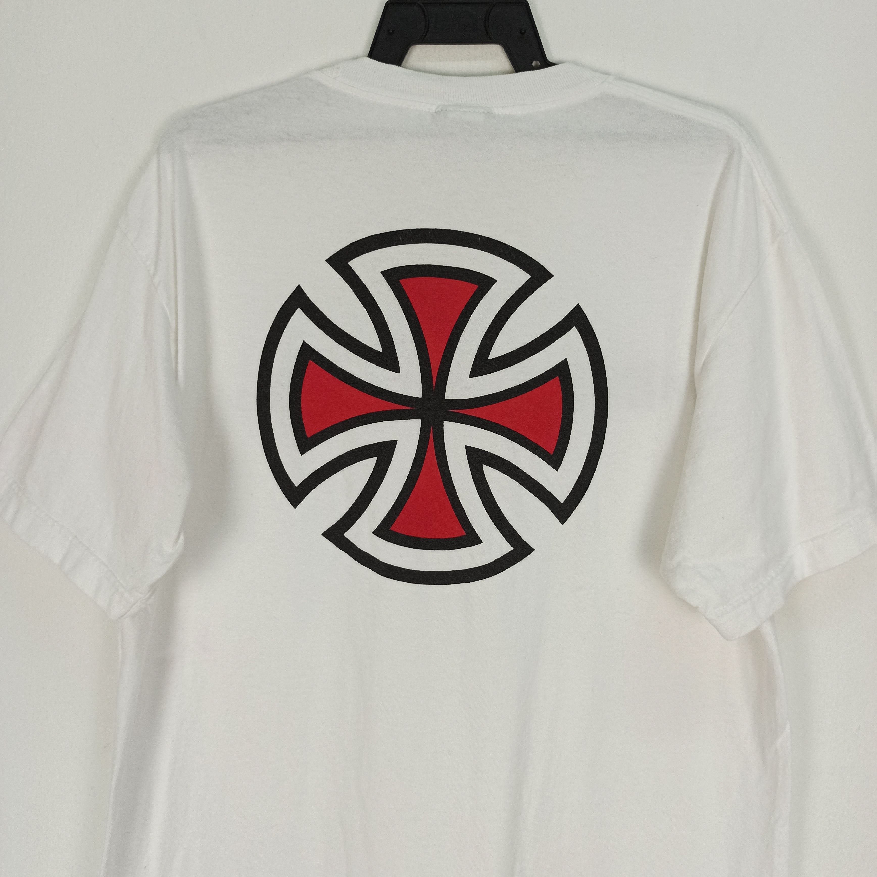 Independent Truck Co. 🔥Rare🔥 Y2K Independent Truck Company Tshirt Size US L / EU 52-54 / 3 - 5 Thumbnail
