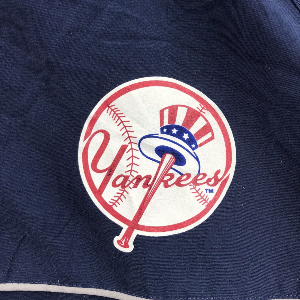 Other YANKEES MLB Baseball Schick 2003 Light Windbreaker Jacket Size US L / EU 52-54 / 3 - 3 Thumbnail