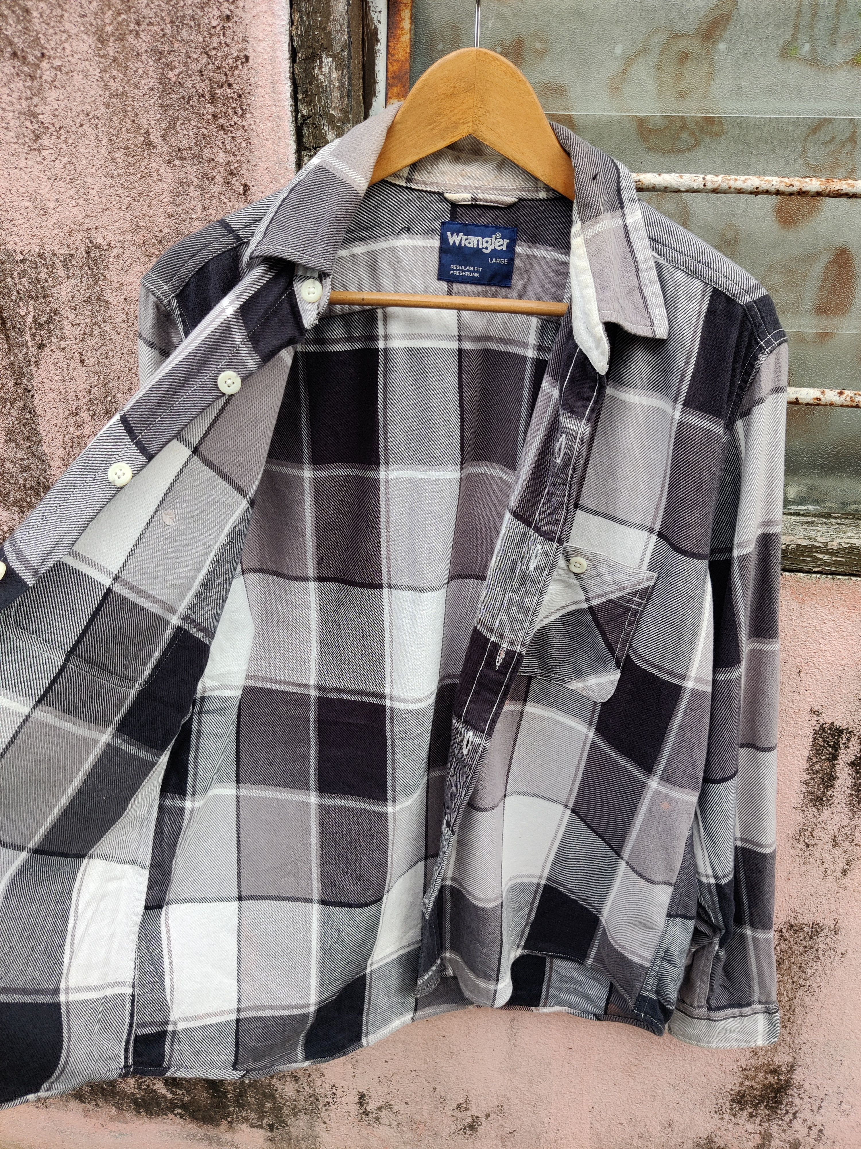 Vintage Vintage Wrangler Checkers Box Double Pocket Shirt Size US L / EU 52-54 / 3 - 4 Thumbnail