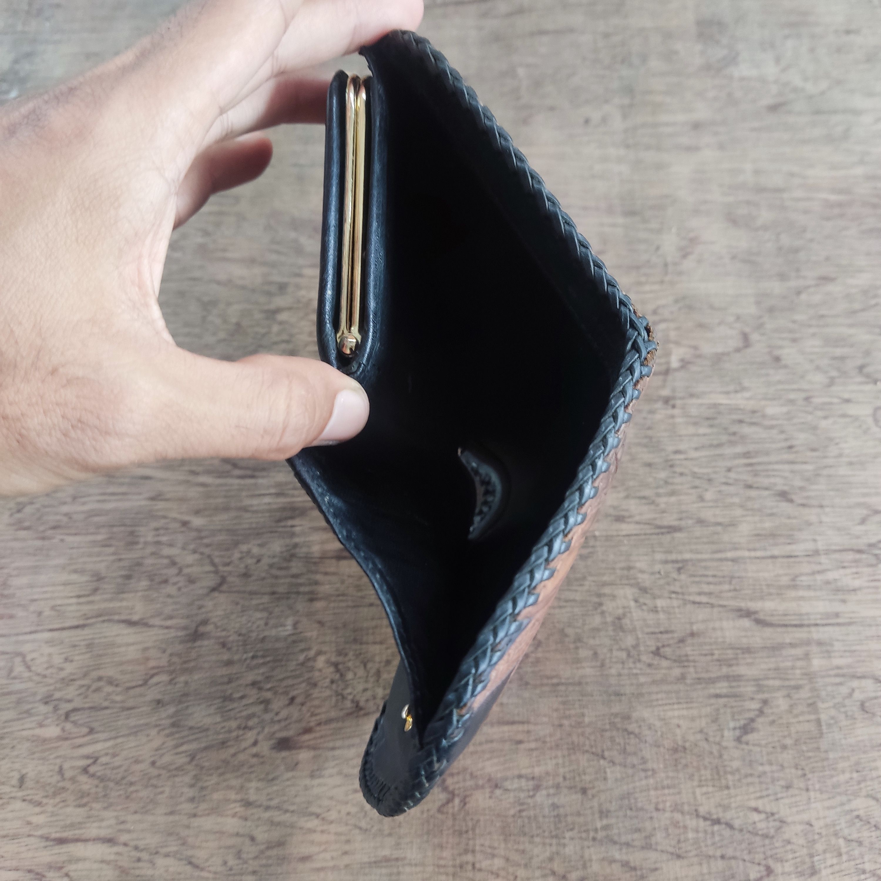 Handmade Handmade Custom Leather Wallet Button Size ONE SIZE - 6 Thumbnail