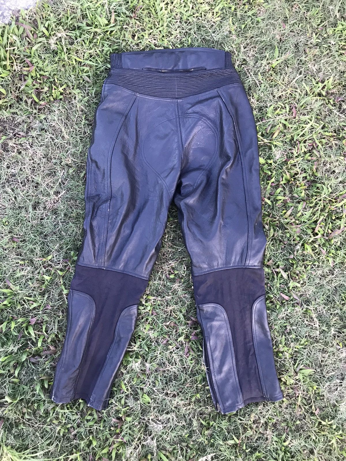 Leather × Sports Specialties 🔥BEST OFFER 🔥Leather pant racing bike distressed Size US 31 - 2 Thumbnail
