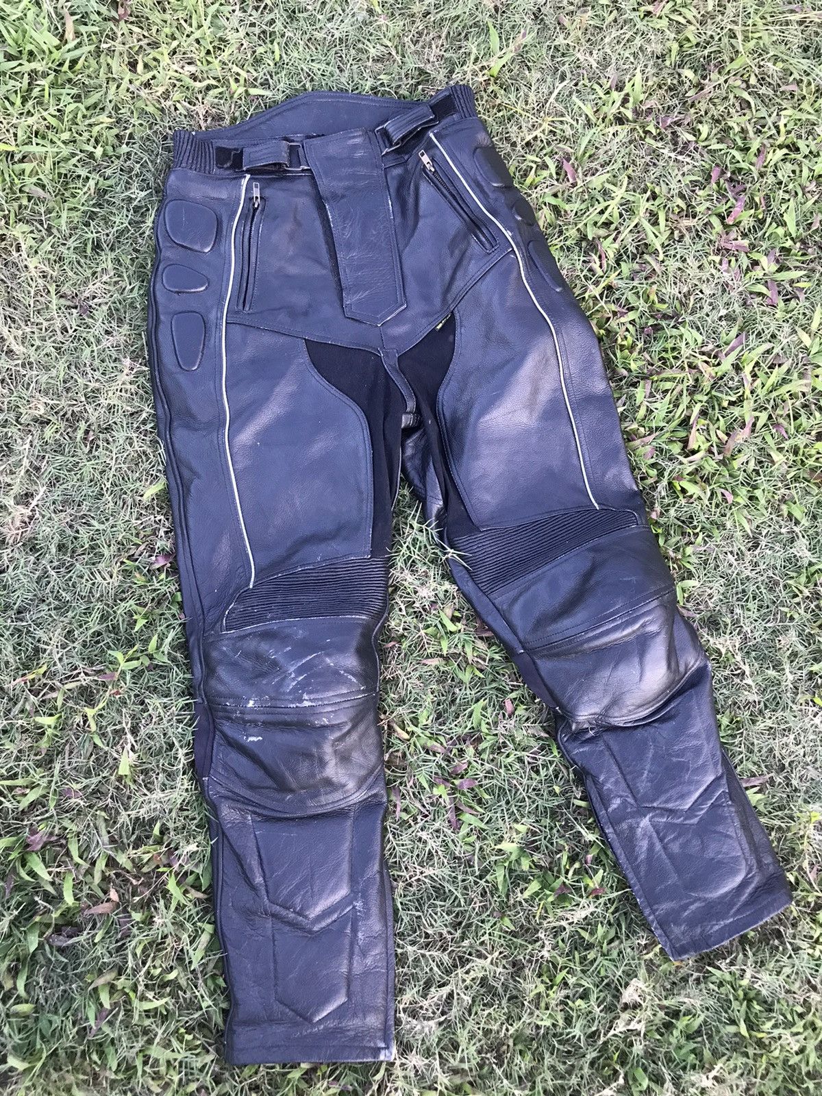 Leather × Sports Specialties 🔥BEST OFFER 🔥Leather pant racing bike distressed Size US 31 - 11 Thumbnail