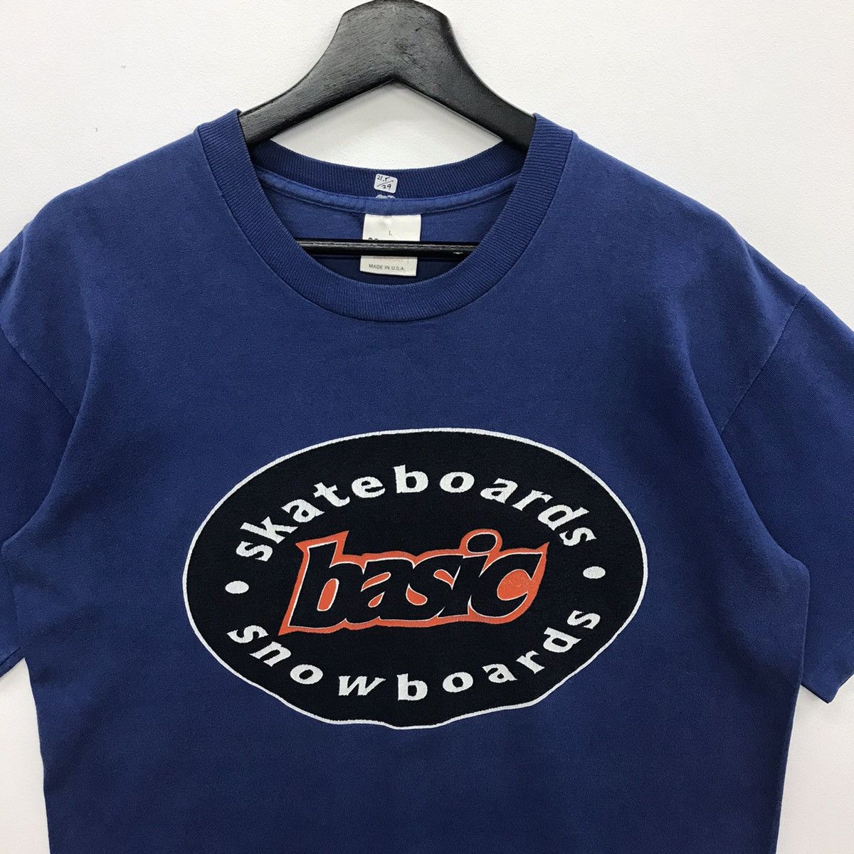 Vintage Rare!! Vintage Basic Skateboards 90s tshirt Size US L / EU 52-54 / 3 - 7 Thumbnail