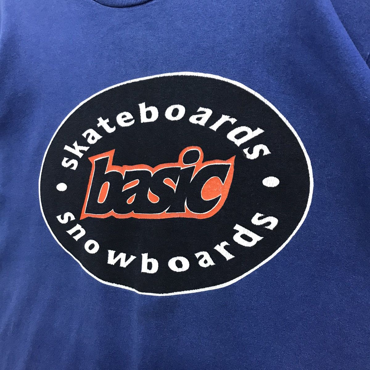 Vintage Rare!! Vintage Basic Skateboards 90s tshirt Size US L / EU 52-54 / 3 - 8 Thumbnail