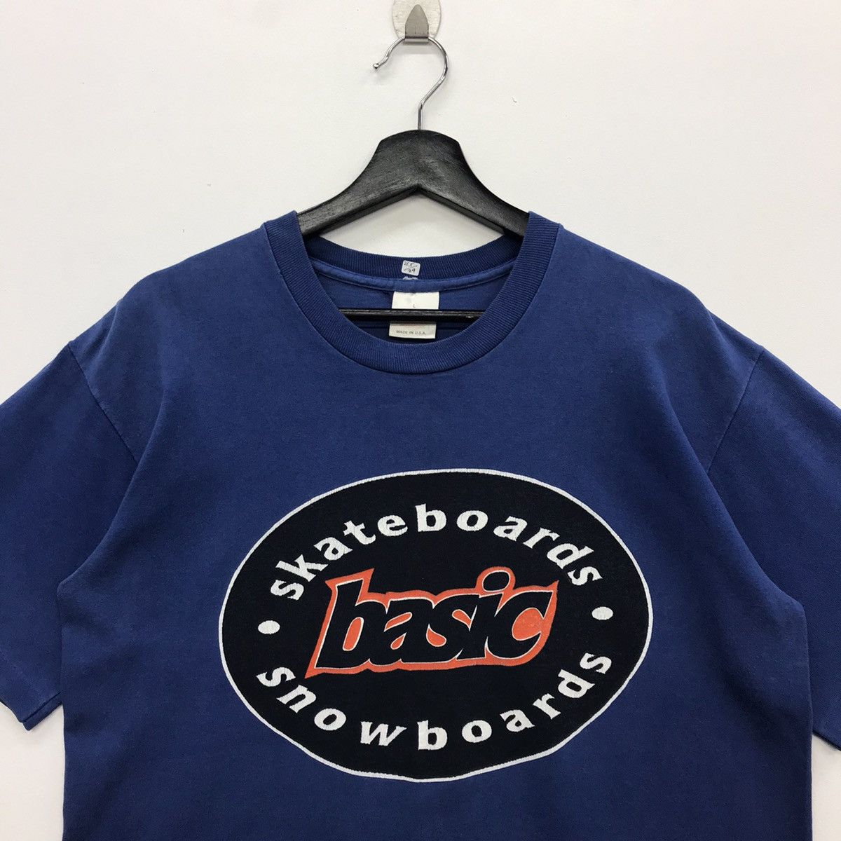 Vintage Rare!! Vintage Basic Skateboards 90s tshirt Size US L / EU 52-54 / 3 - 2 Thumbnail