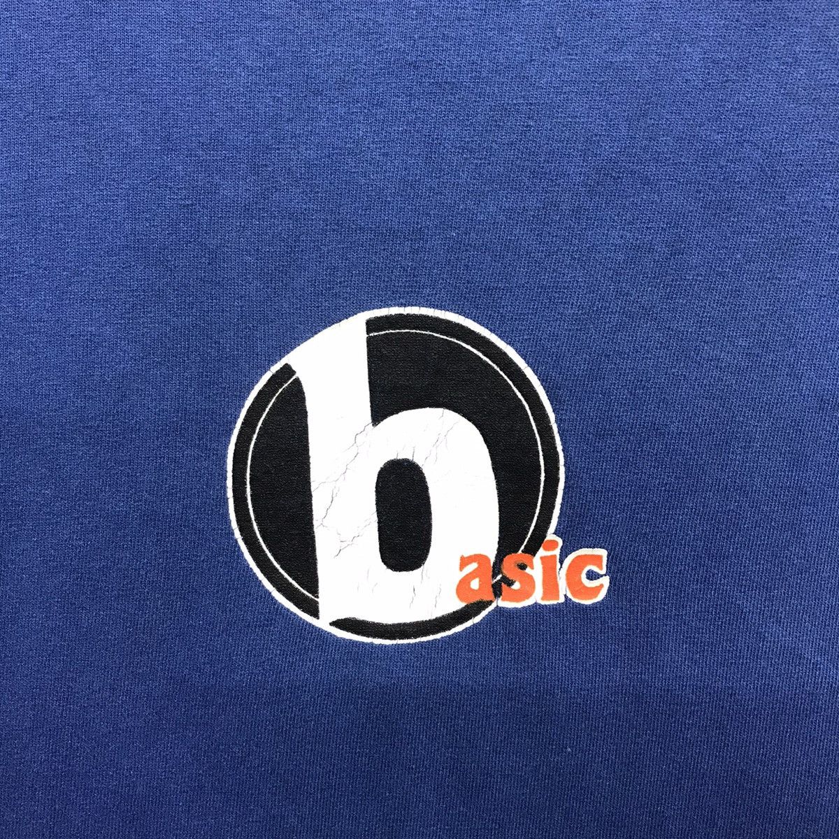 Vintage Rare!! Vintage Basic Skateboards 90s tshirt Size US L / EU 52-54 / 3 - 13 Thumbnail