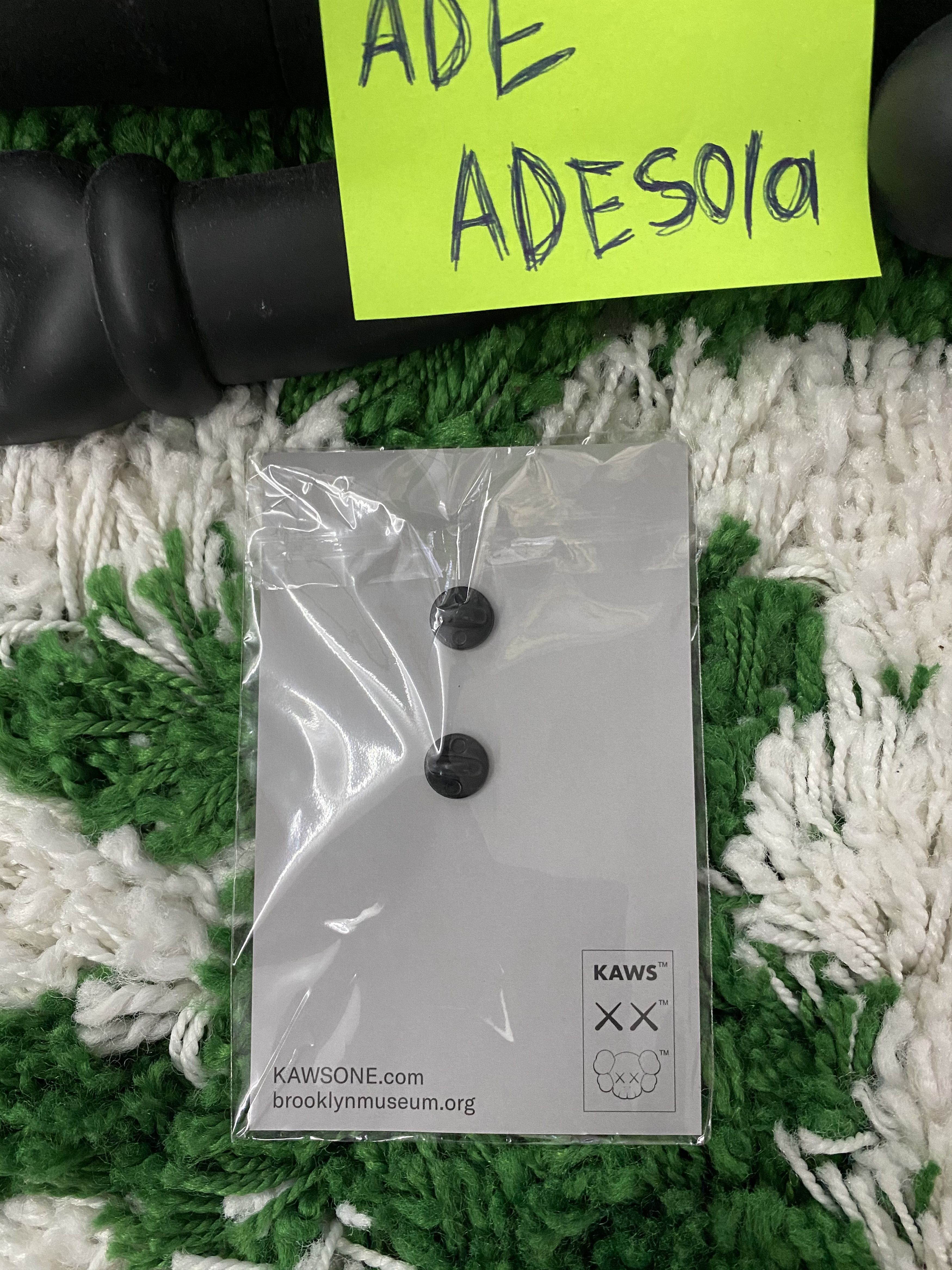 Kaws Pin WHAT PARTY (YELLOW) Size ONE SIZE - 2 Thumbnail