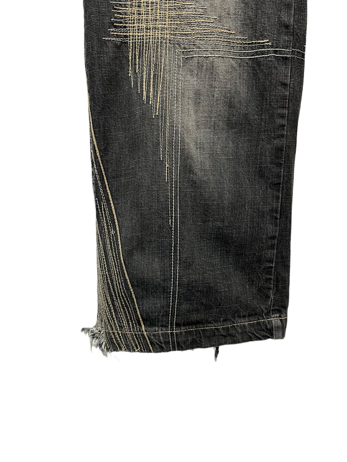 Phat Farm 🔥FYE🔥Vintage PHAT FARM Hip-Hop Baggy Thrashed Leg Denim Size US 35 - 8 Thumbnail