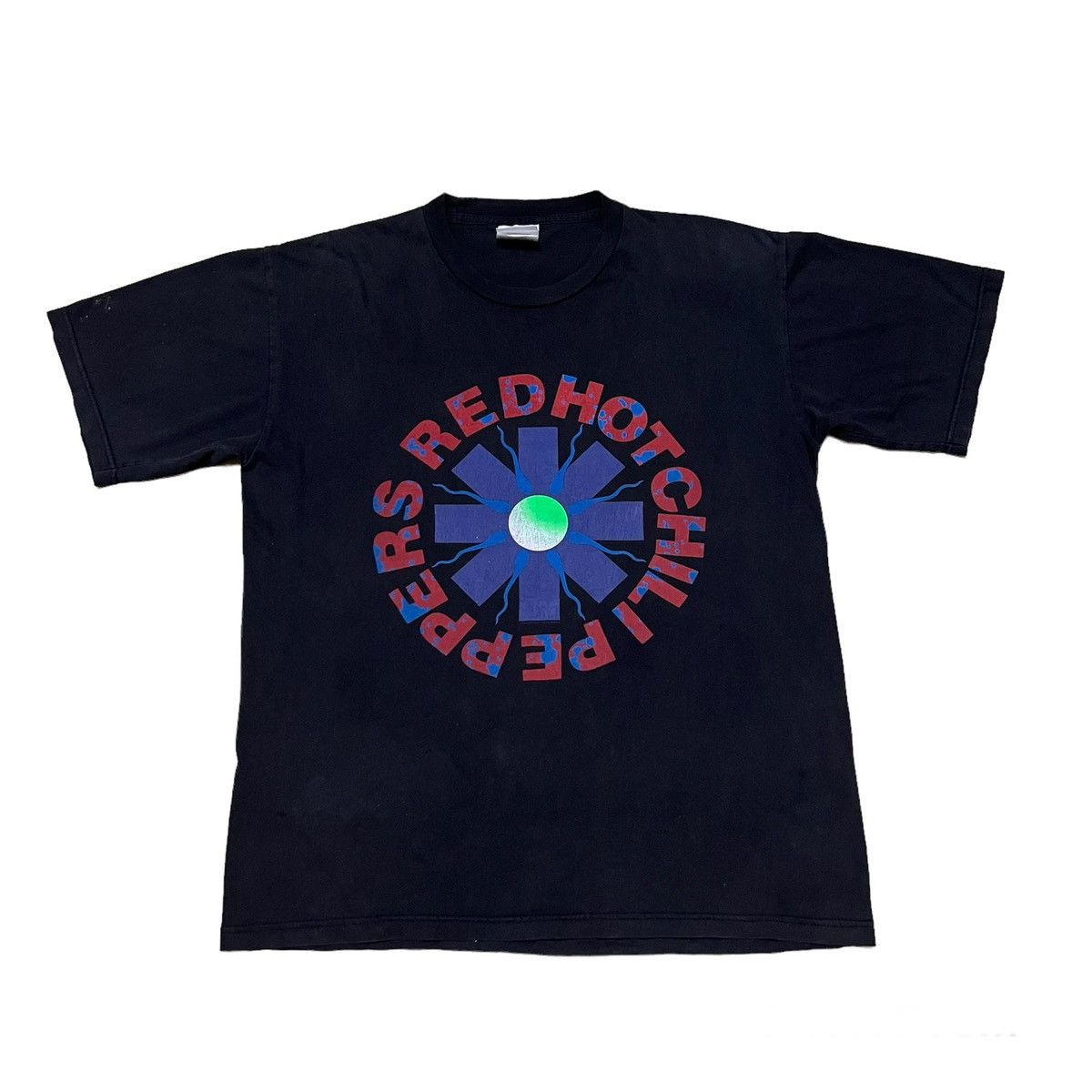Band Tees Vintage 2001 Red Hot Chili Peppers RHCP Distressed T Shirt Size US L / EU 52-54 / 3 - 1 Thumbnail