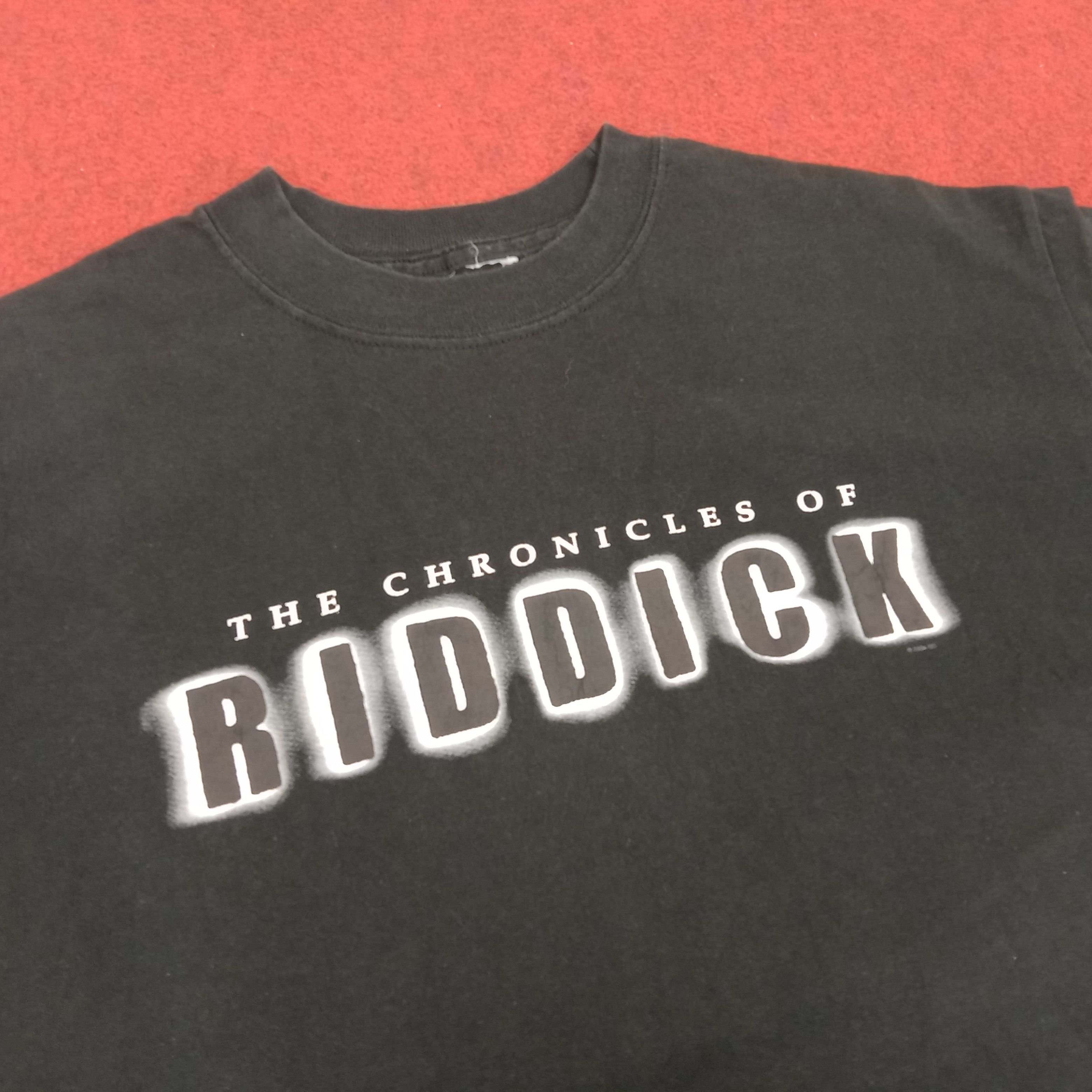 Vintage The Chronicles Of Riddick Movie Vintage Tshirt Size US M / EU 48-50 / 2 - 2 Thumbnail