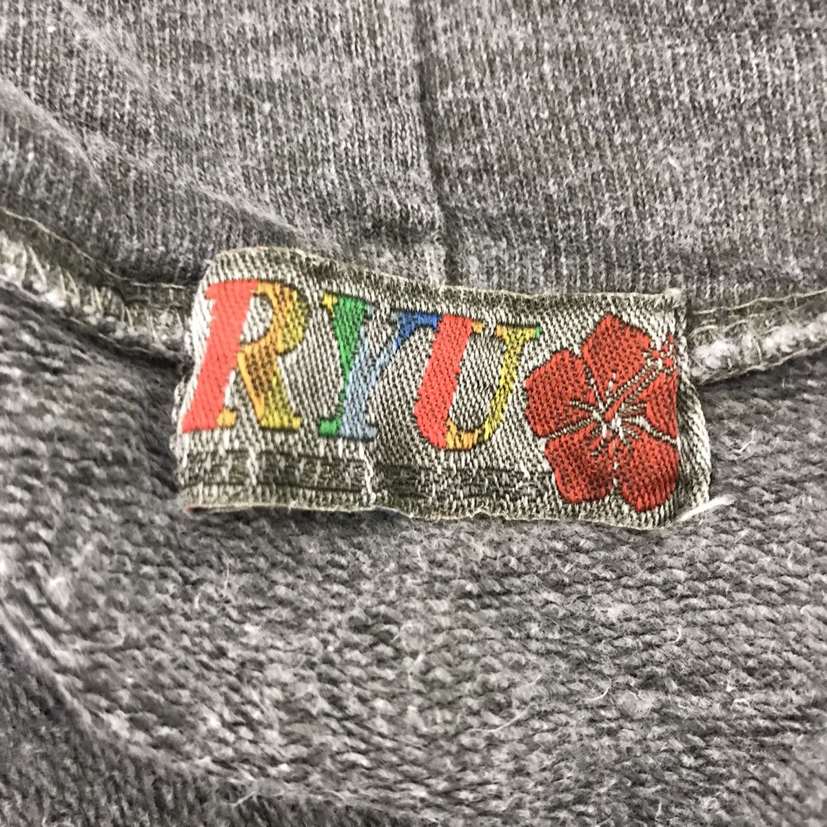 Vintage Vintage RYU SPORT Hawaii USA SURFWEAR MineralWash SurfHoodie Size US M / EU 48-50 / 2 - 4 Thumbnail