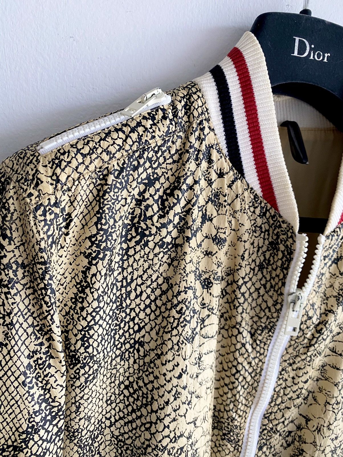 Dior × Hedi Slimane Dior Homme SS06 Runway Look #51 Python Print SILK Jacket Size US S / EU 44-46 / 1 - 5 Thumbnail